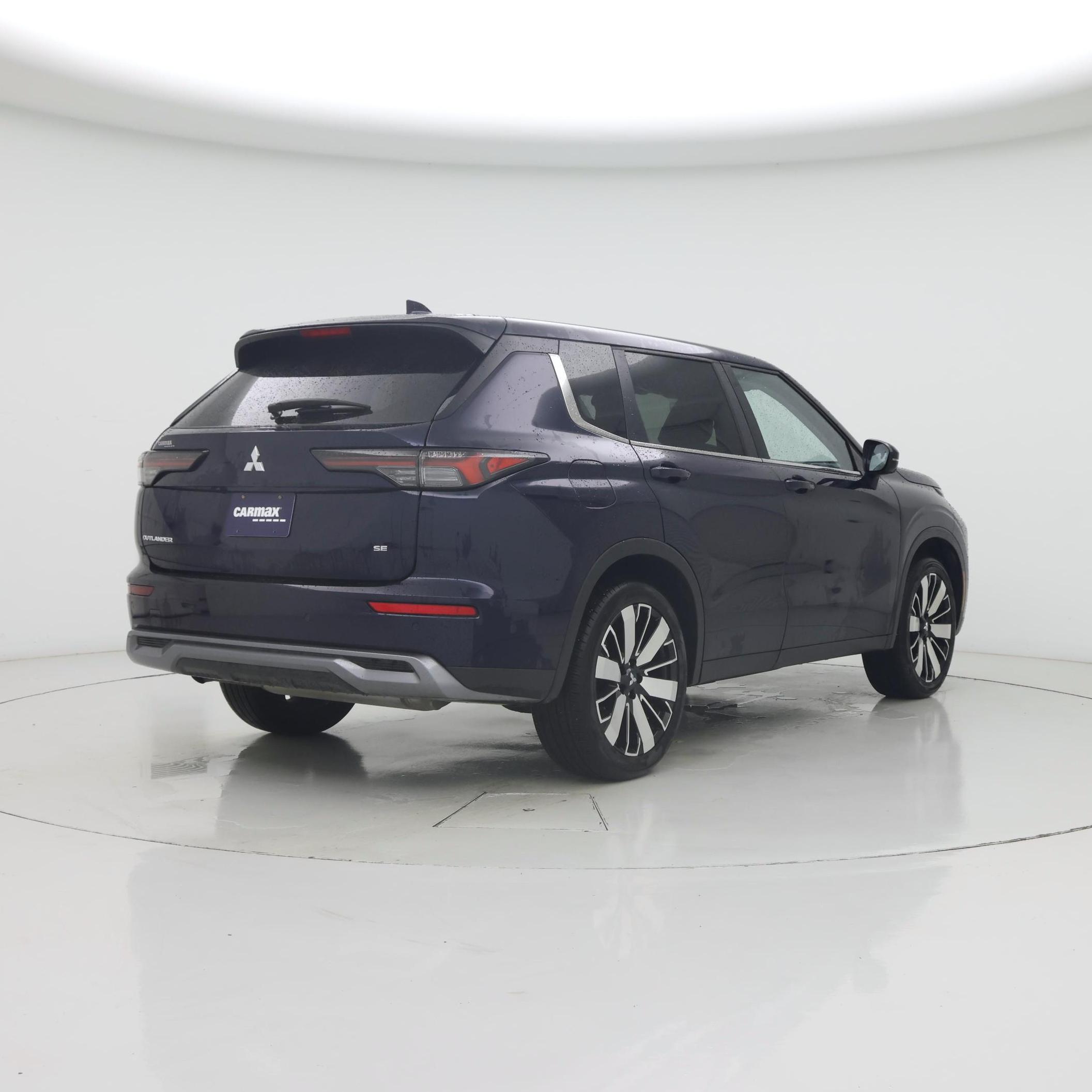 Thumbnail: 2025 Mitsubishi Outlander - 8