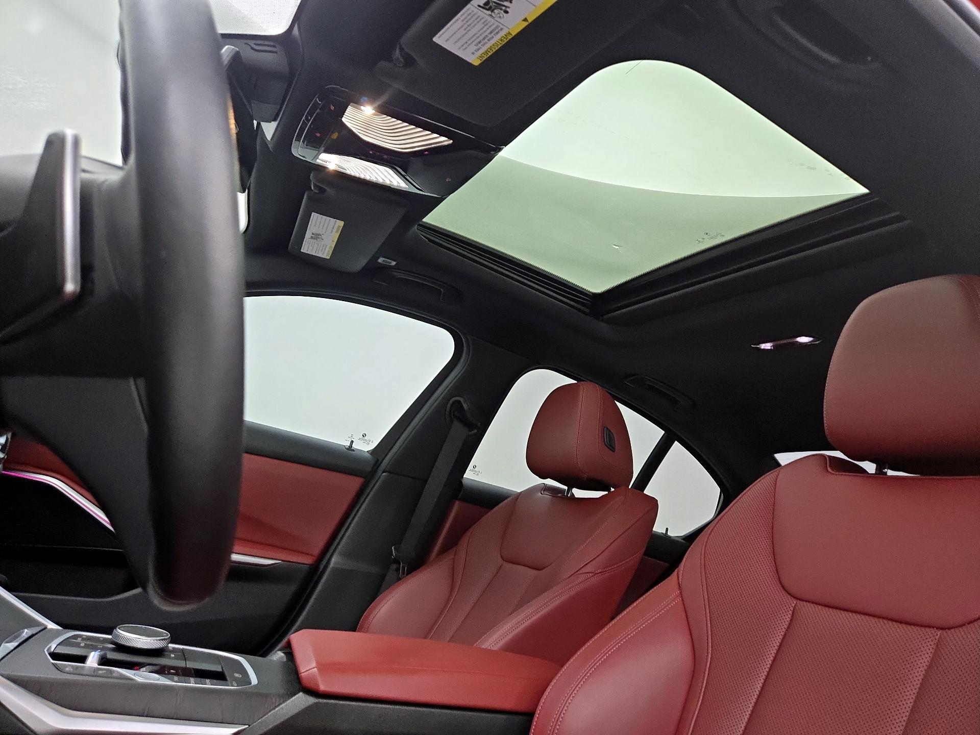 Thumbnail: 2023 BMW 3 Series - 20