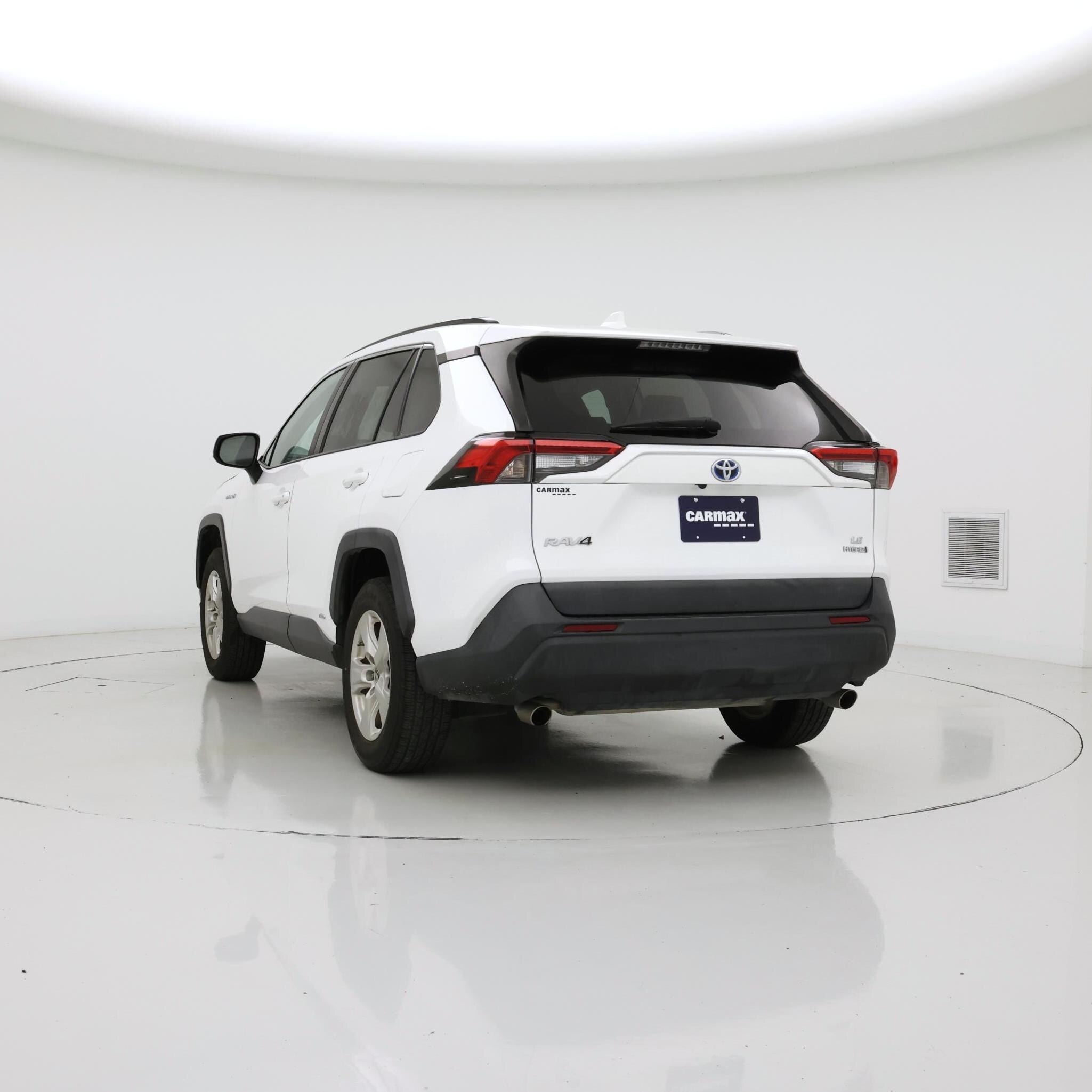 Thumbnail: 2021 Toyota RAV4 - 3