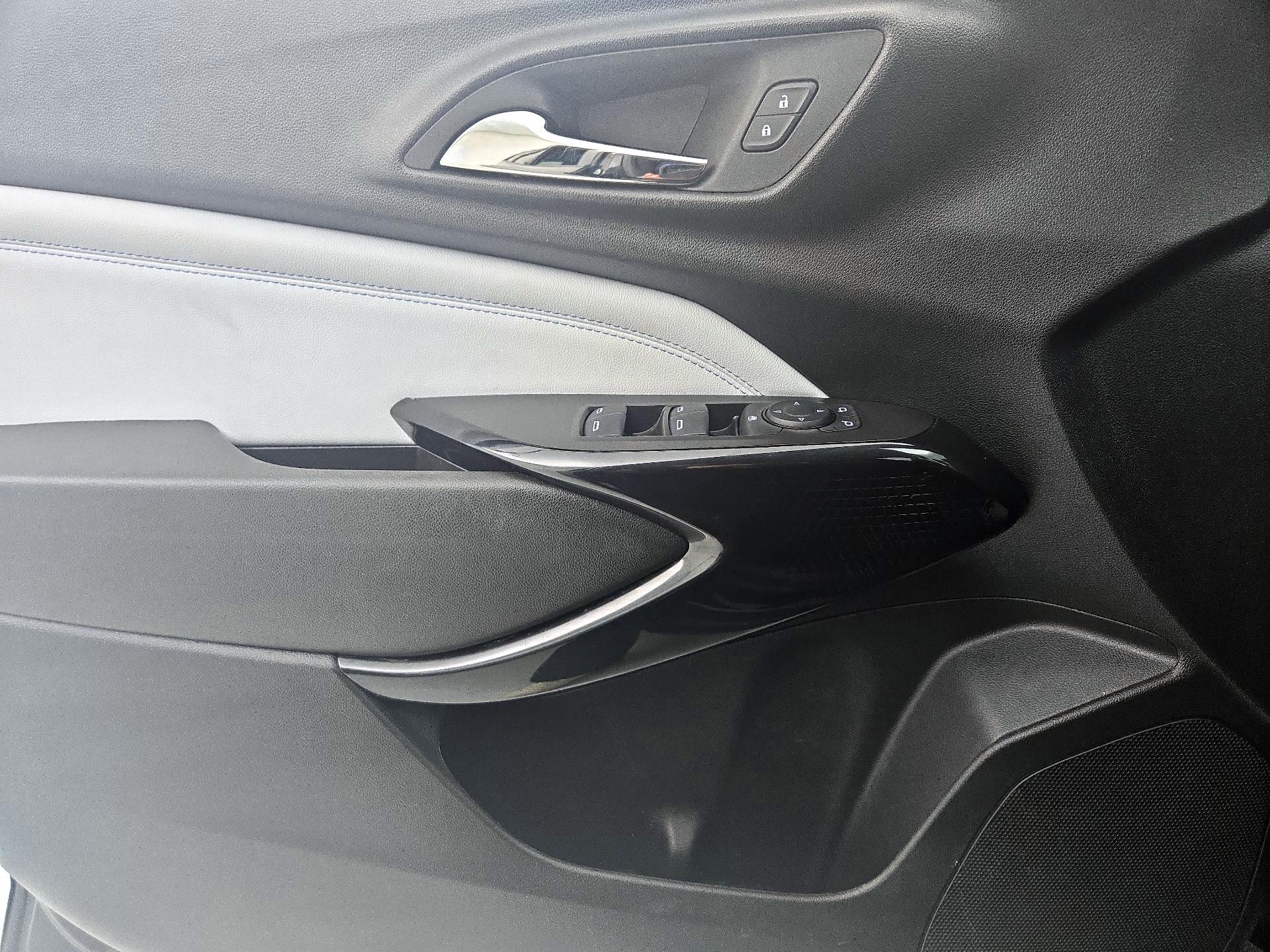 Thumbnail: 2025 Chevrolet Trax - 12