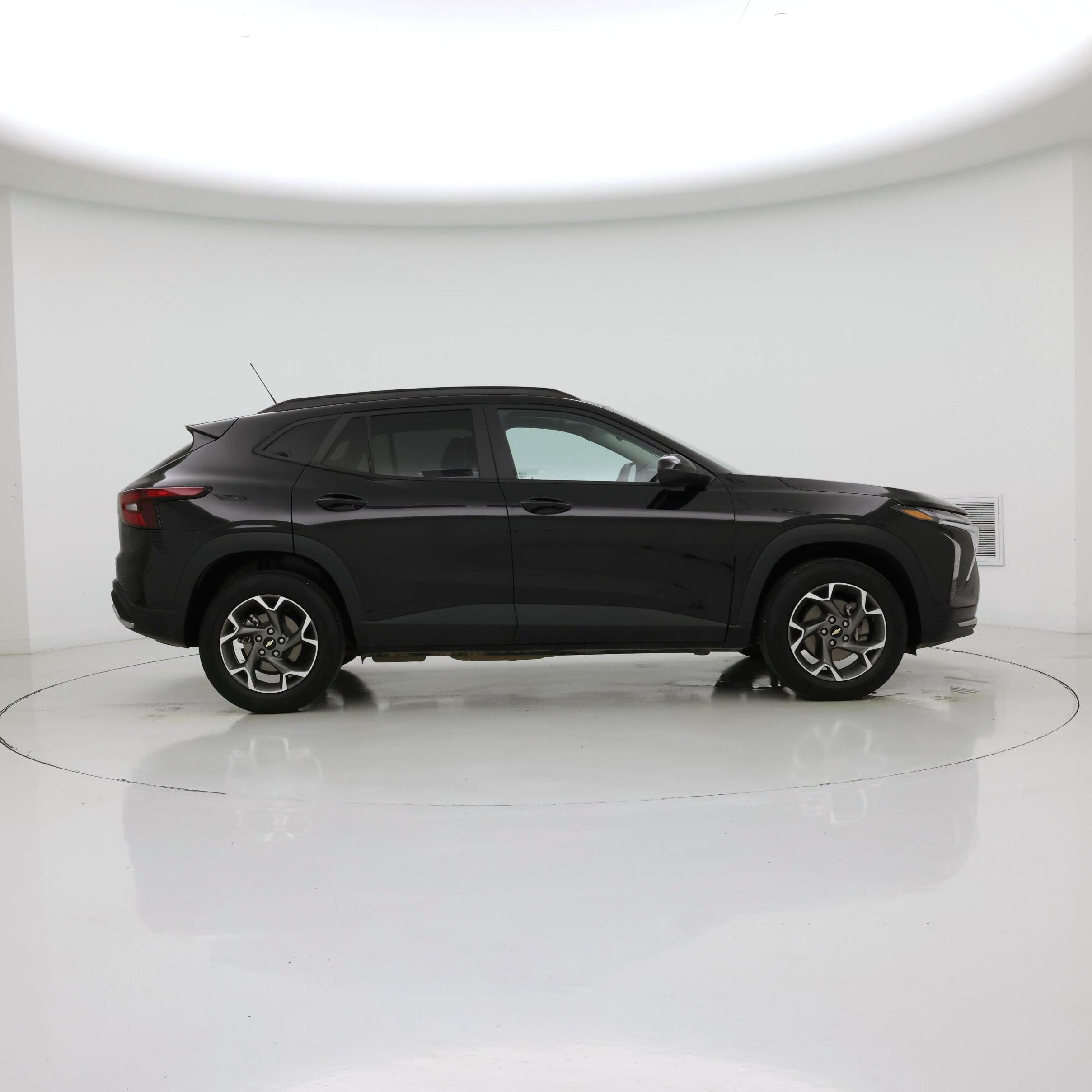 Thumbnail: 2025 Chevrolet Trax - 7