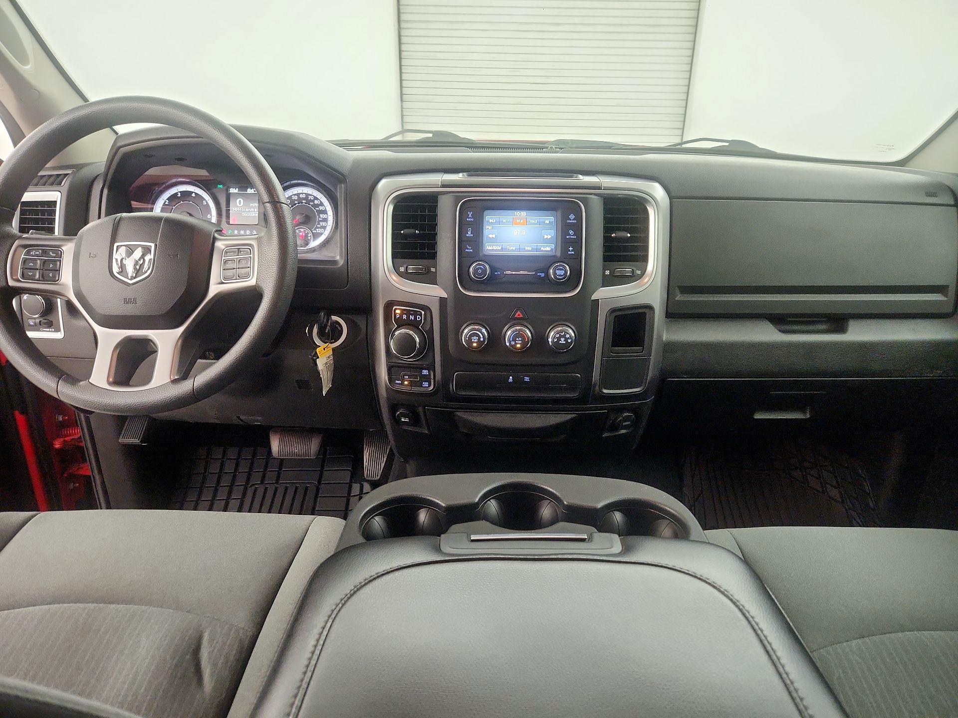 Thumbnail: 2021 RAM 1500 Classic - 9
