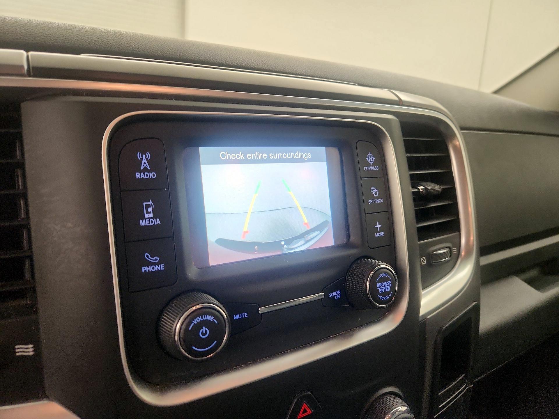 Thumbnail: 2021 RAM 1500 Classic - 14