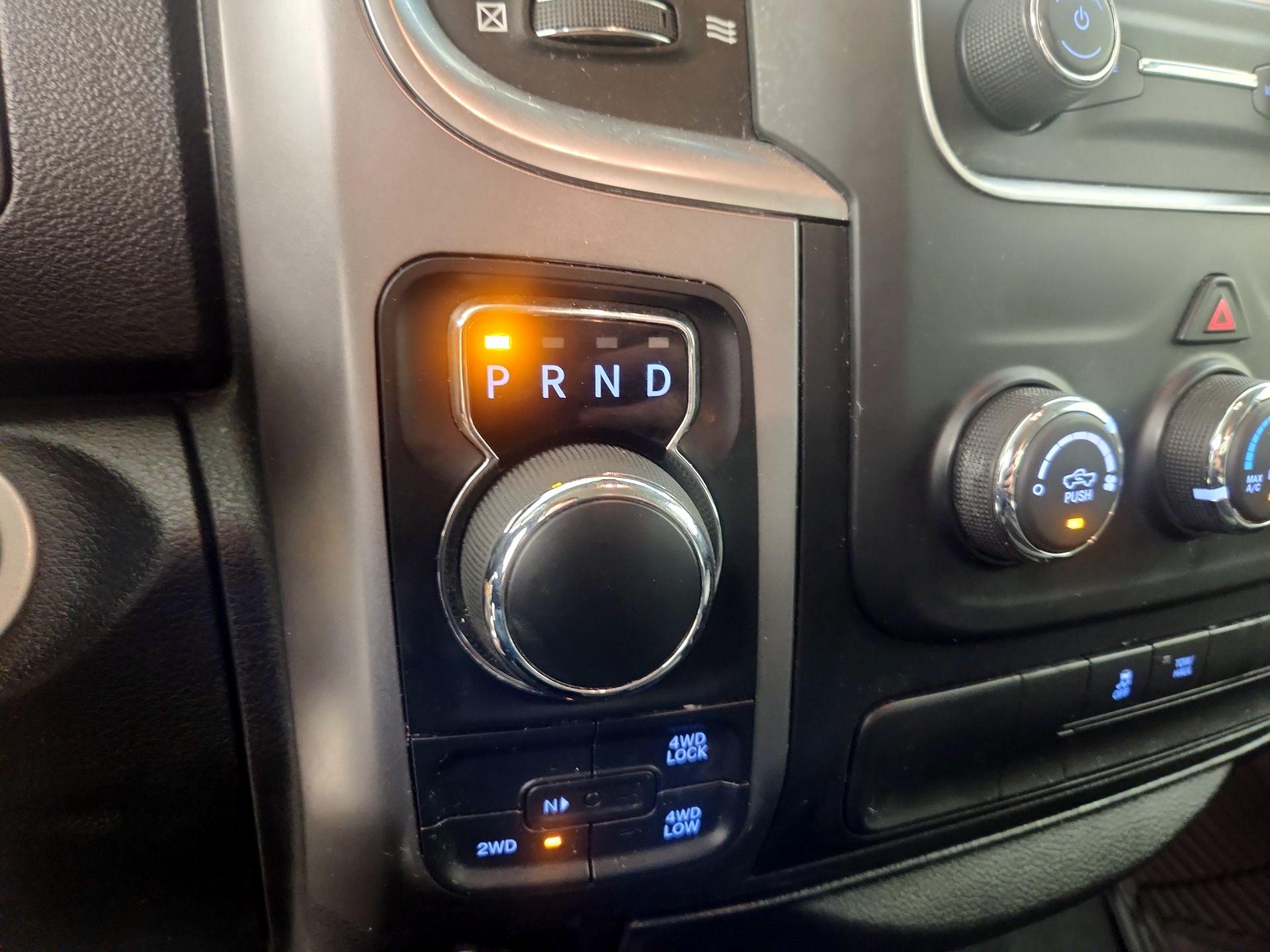 Thumbnail: 2021 RAM 1500 Classic - 17