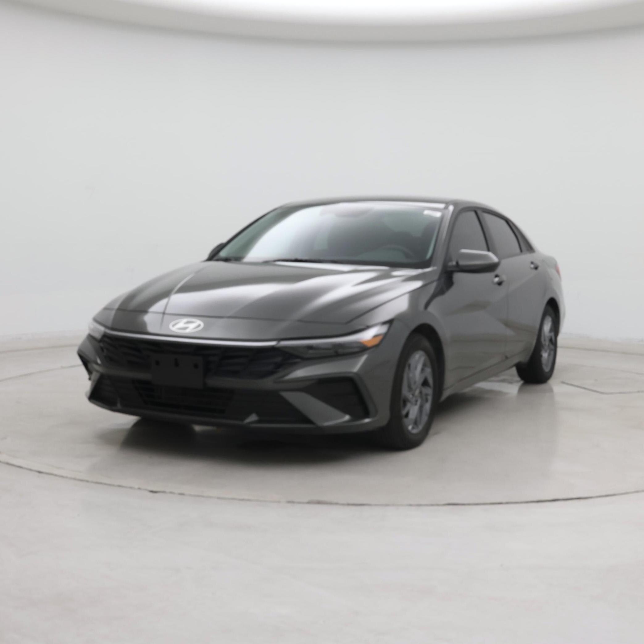 Thumbnail: 2025 Hyundai Elantra - 4