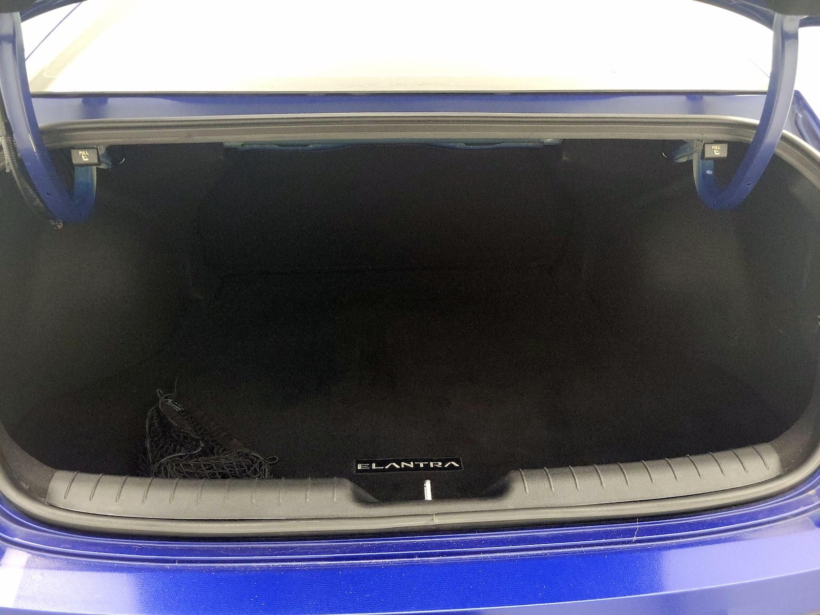 2025 Hyundai Elantra SE - Photo 21