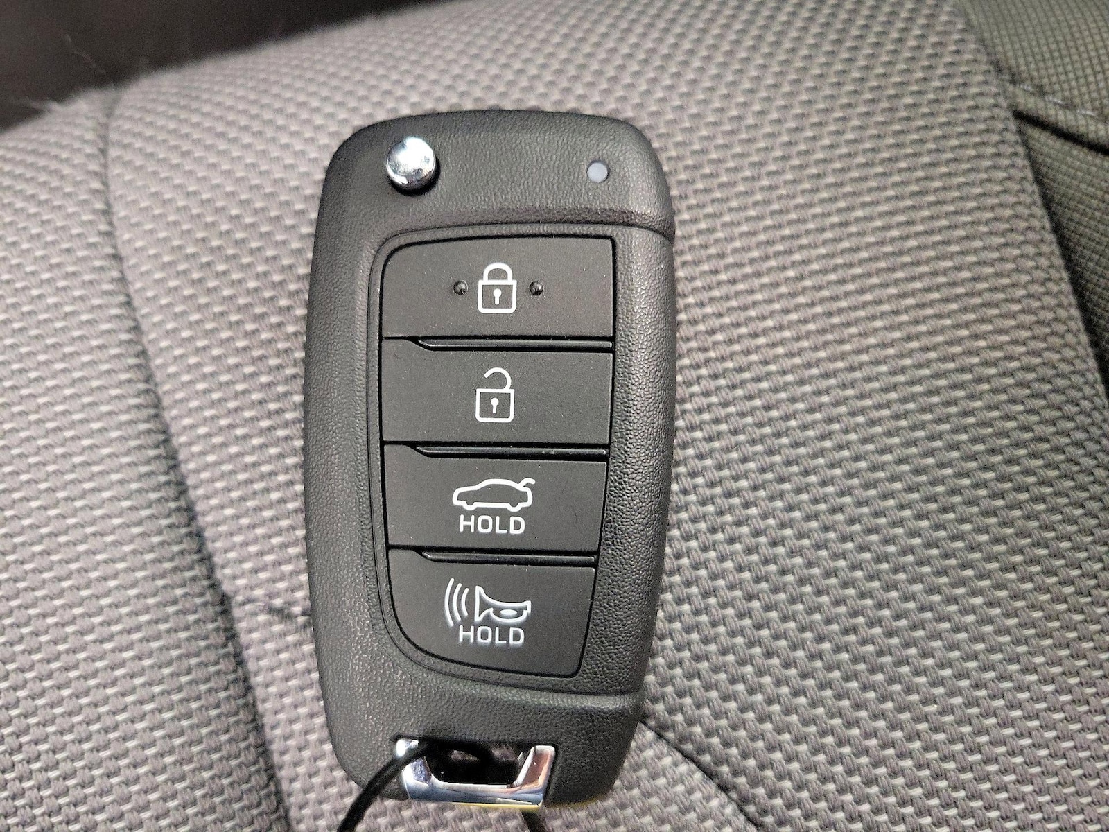 2025 Hyundai Elantra SE - Photo 23