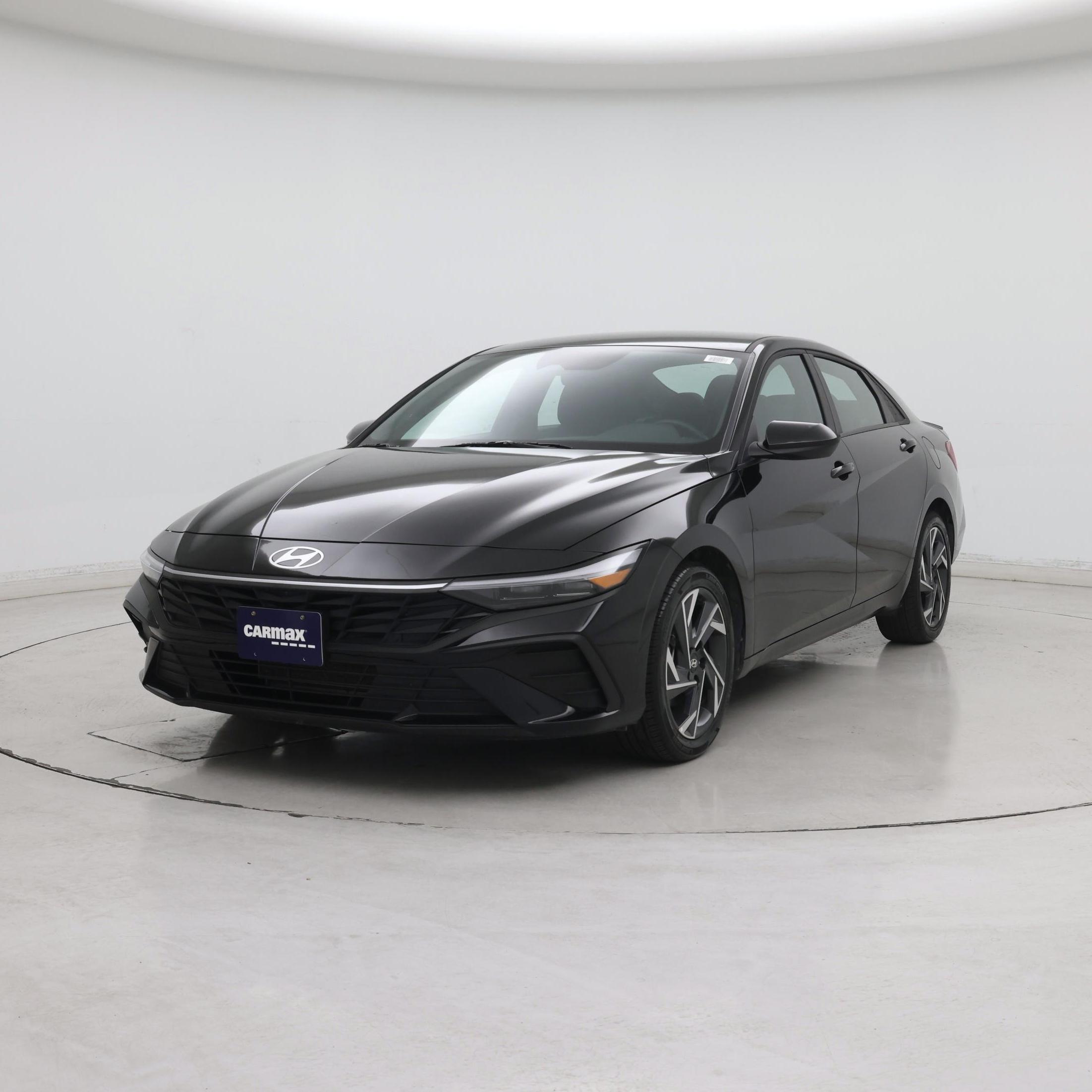 Thumbnail: 2025 Hyundai Elantra - 4