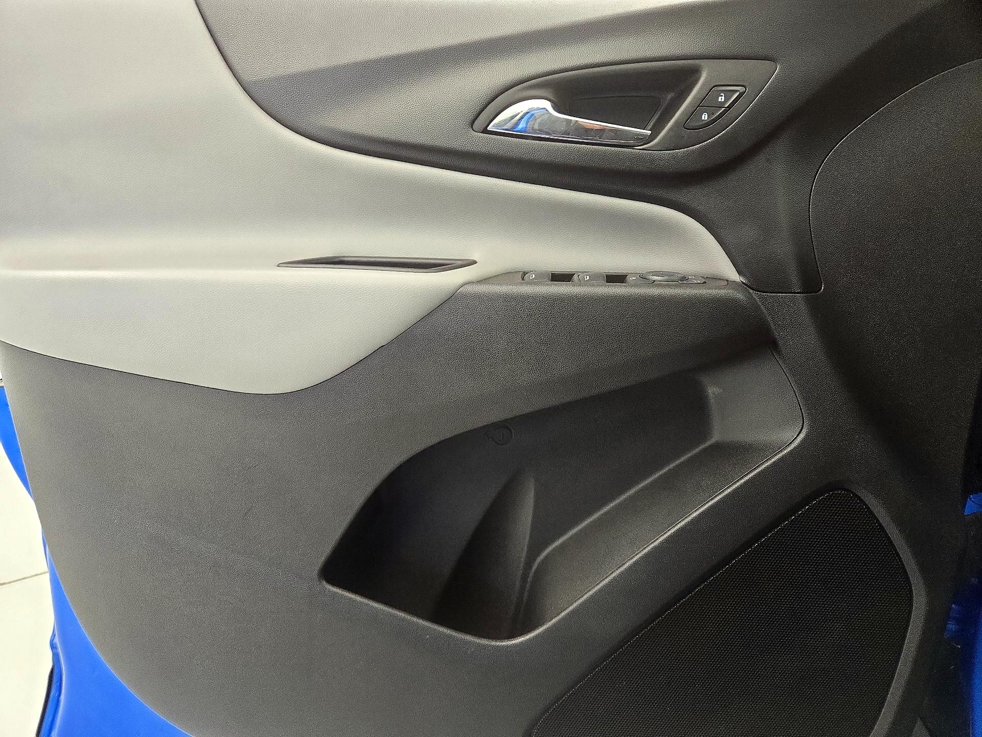 Thumbnail: 2024 Chevrolet Equinox - 12