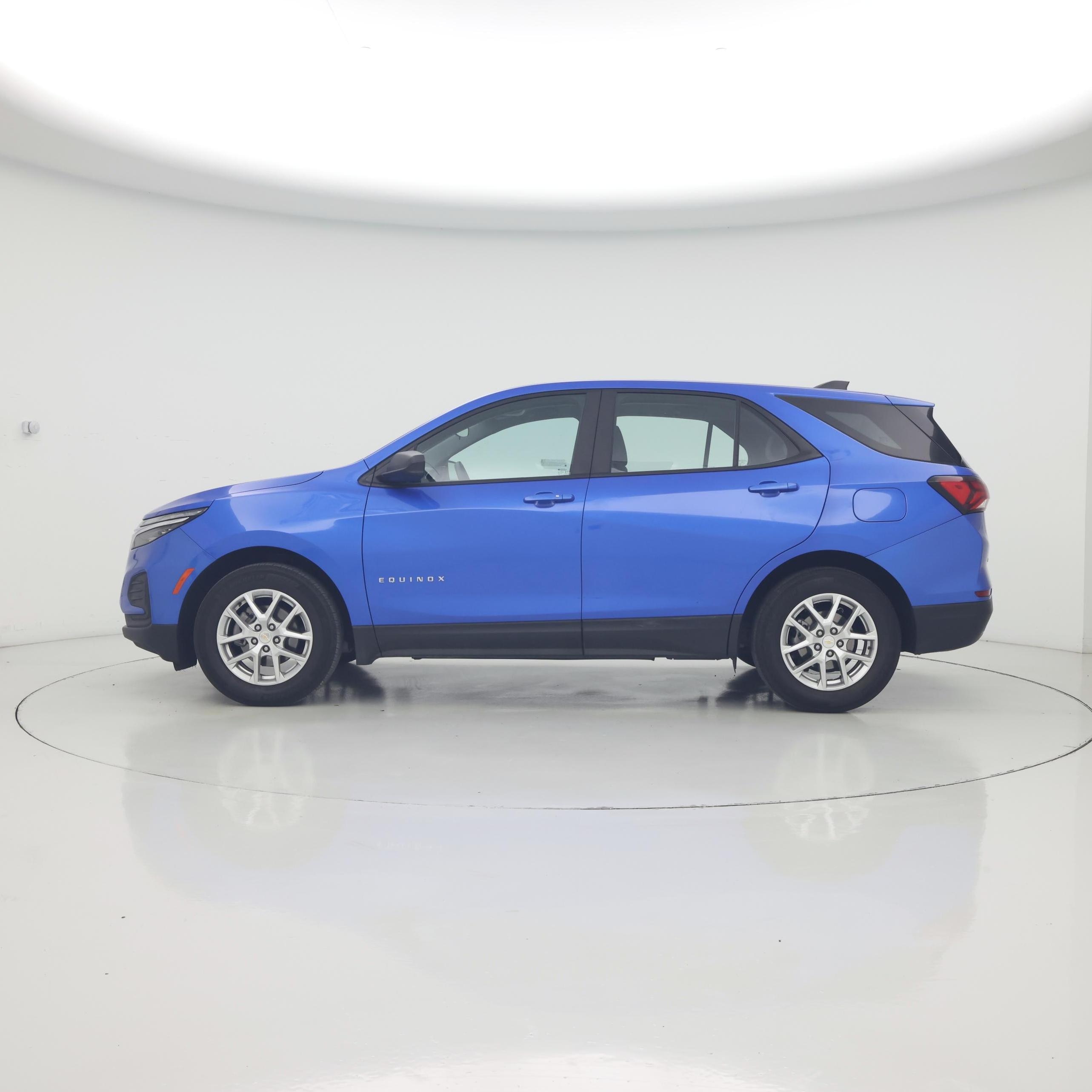 Thumbnail: 2024 Chevrolet Equinox - 3