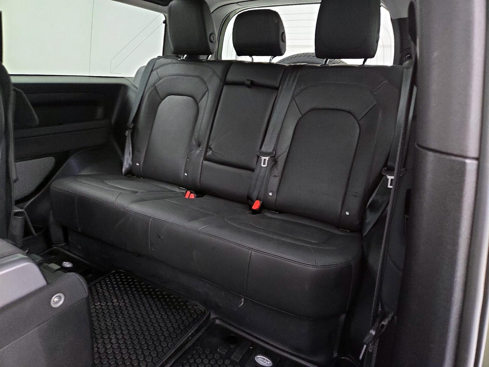 Thumbnail: 2023 Land Rover Defender - 20