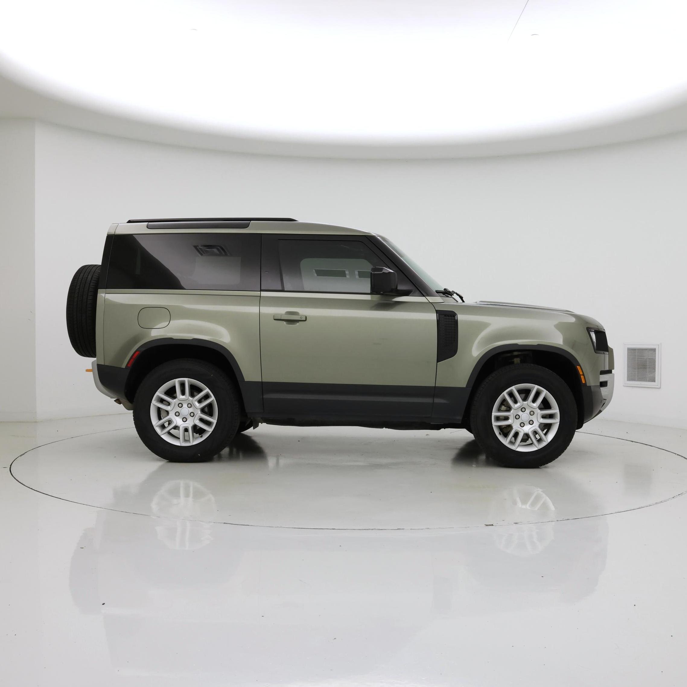 Thumbnail: 2023 Land Rover Defender - 7