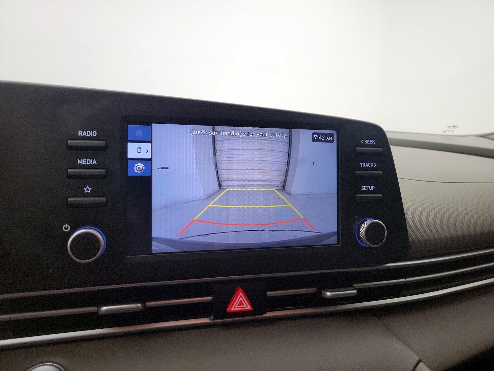 2025 Hyundai Elantra SEL - Photo 15