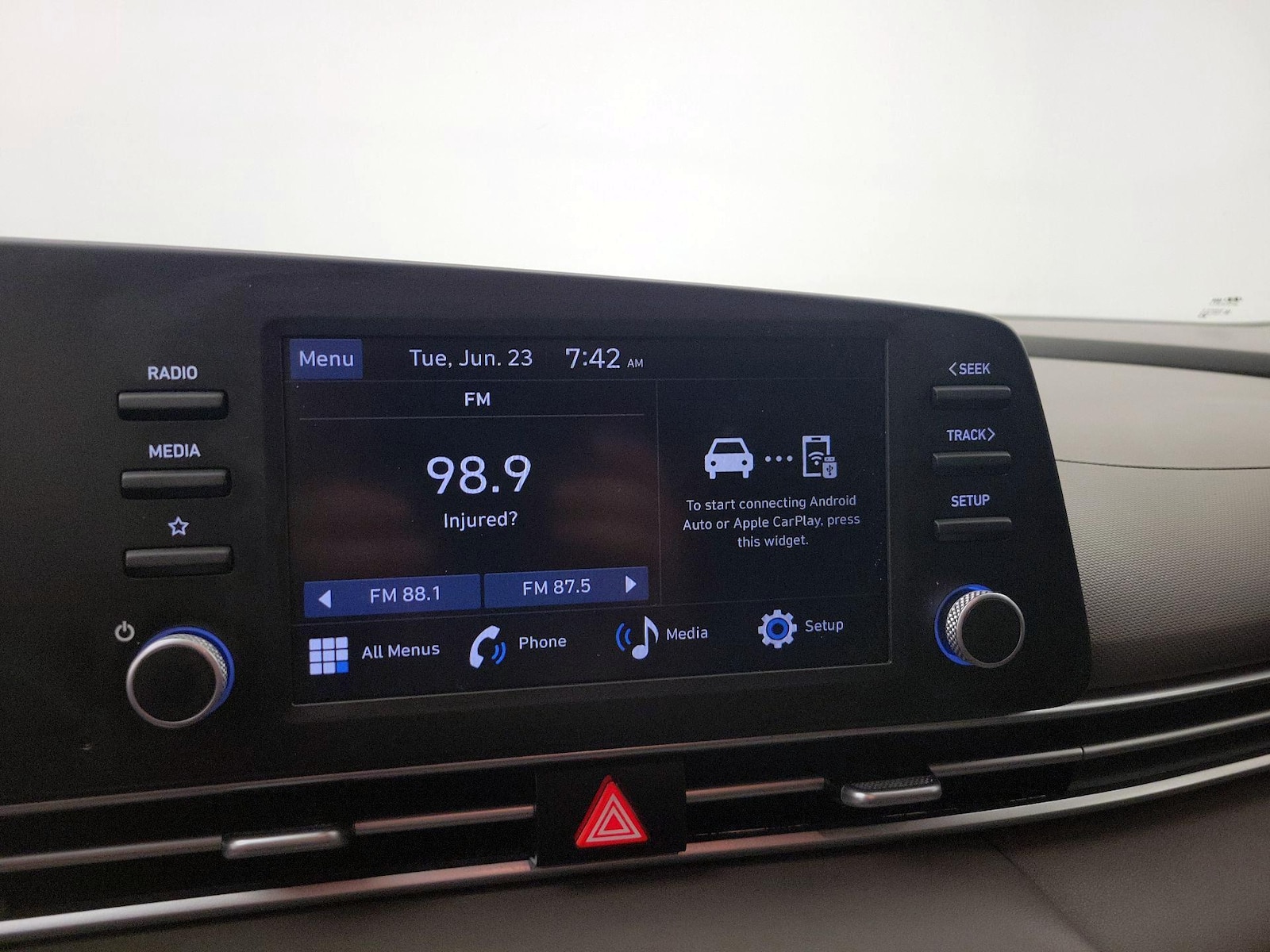 2025 Hyundai Elantra SEL - Photo 16