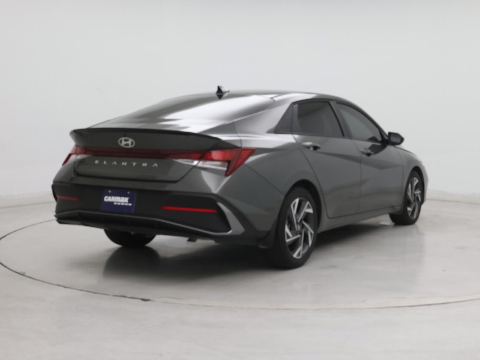 2025 Hyundai Elantra SEL - Photo 9
