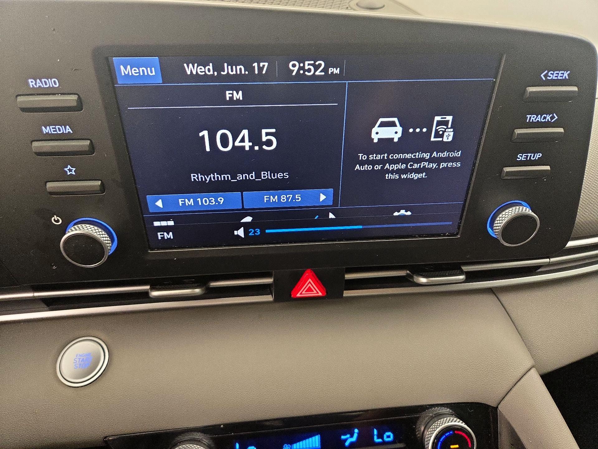 Thumbnail: 2025 Hyundai Elantra - 15