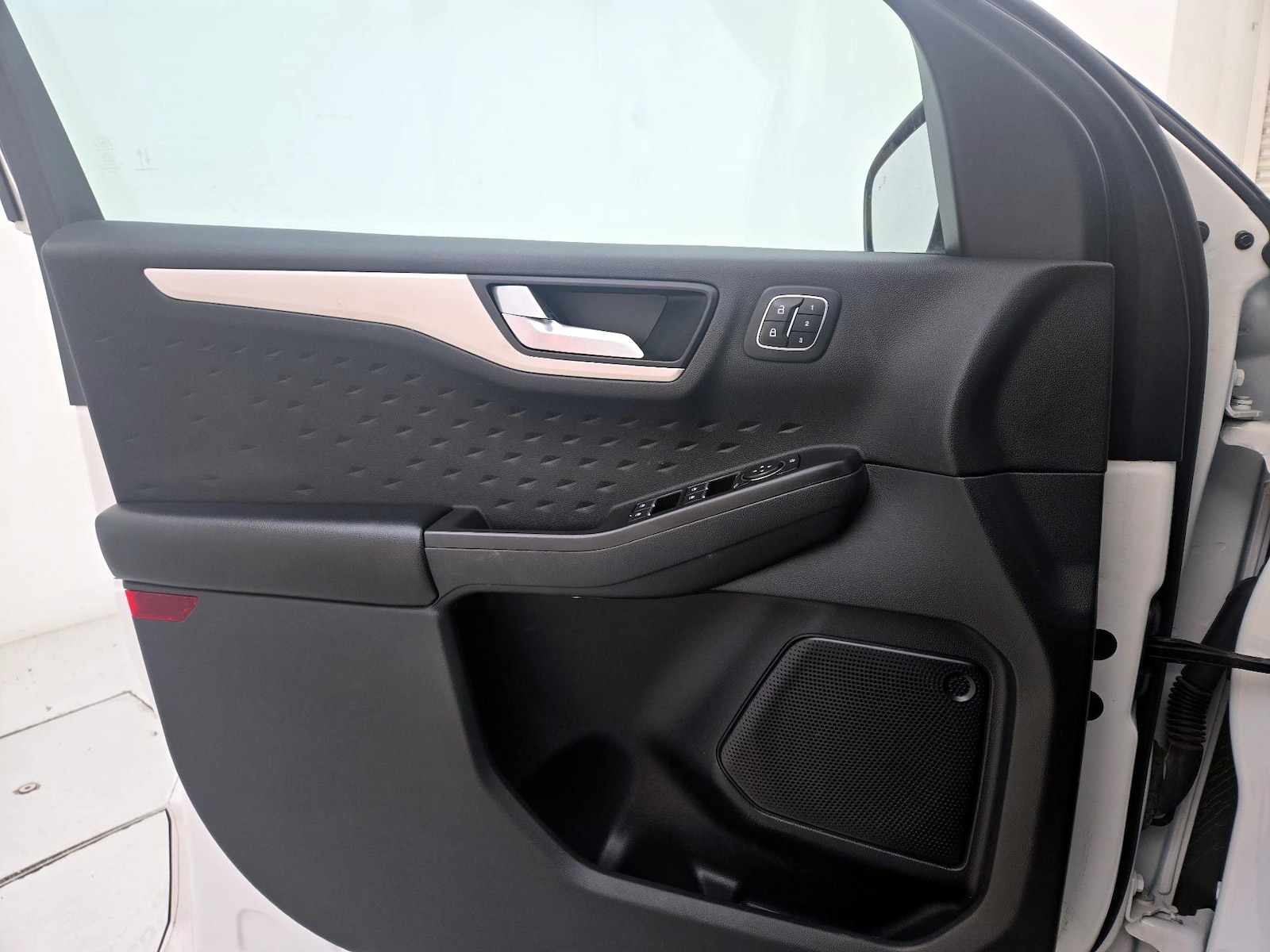 2020 Ford Escape SEL - Photo 11