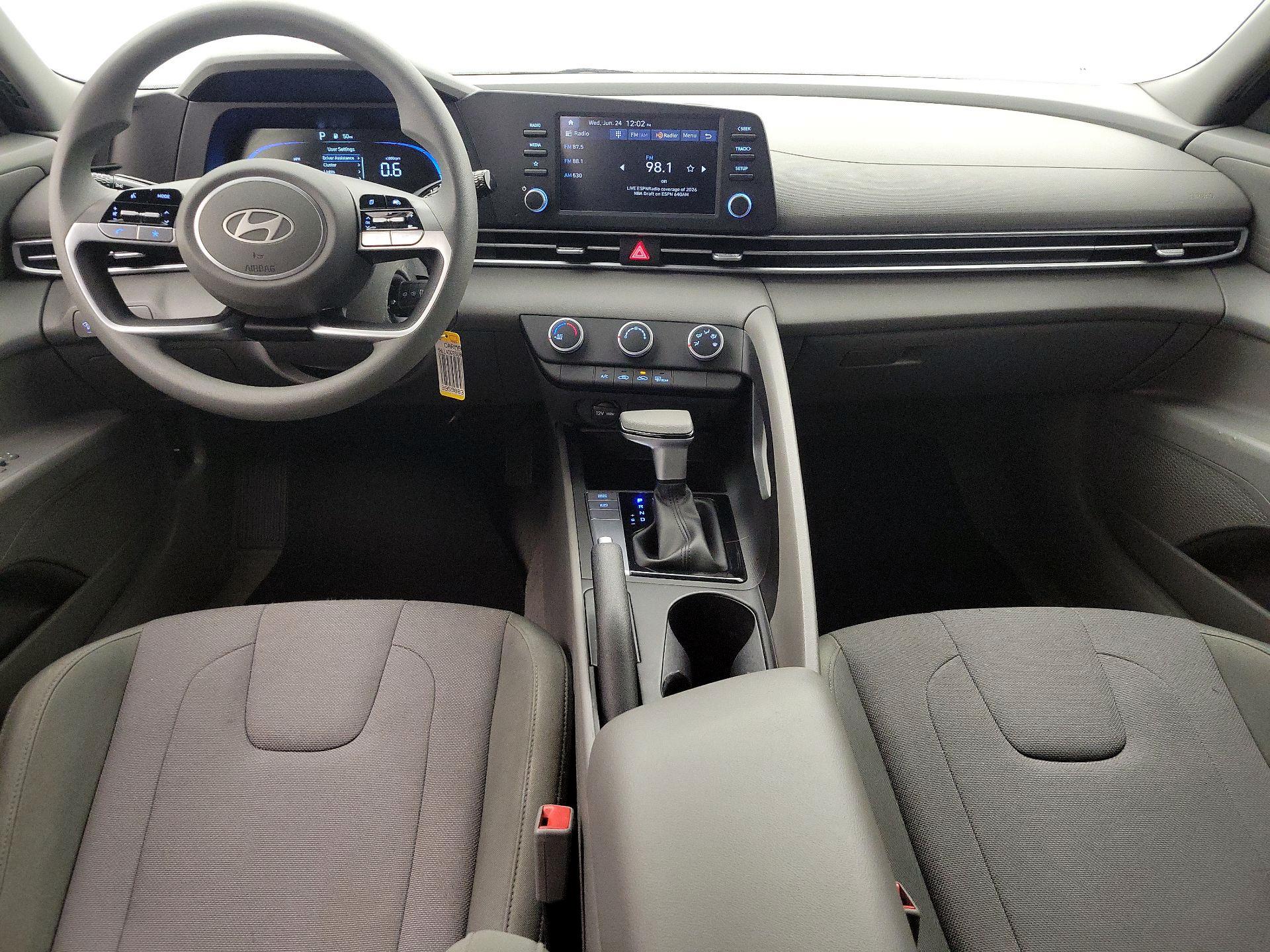 Thumbnail: 2025 Hyundai Elantra - 9