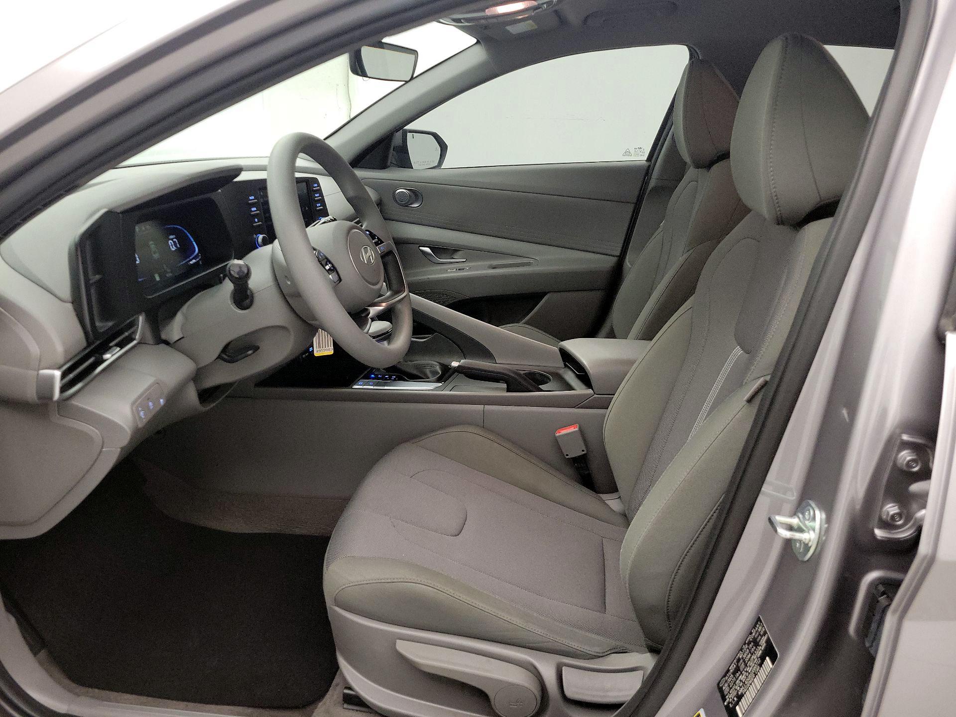 Thumbnail: 2025 Hyundai Elantra - 11