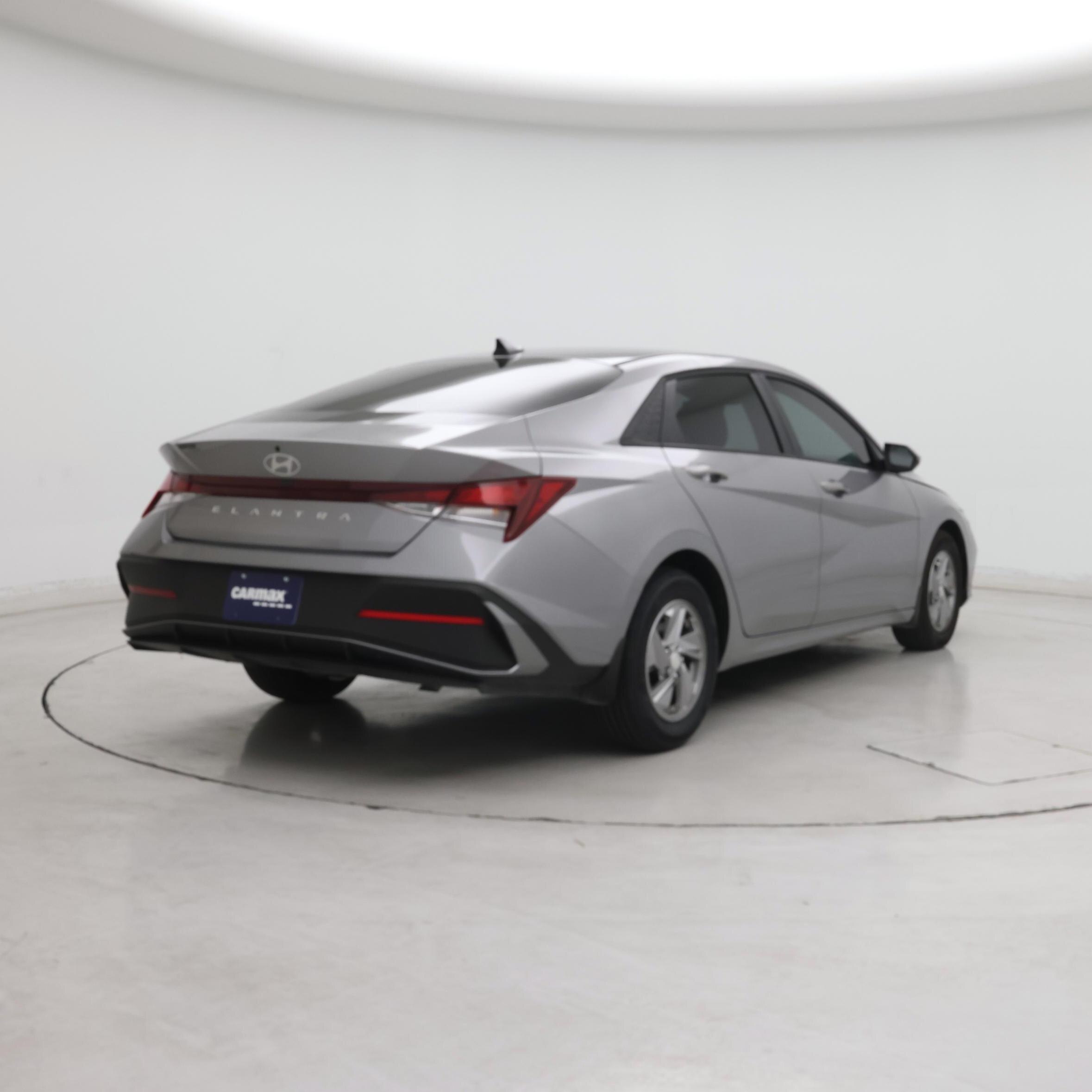Thumbnail: 2025 Hyundai Elantra - 8
