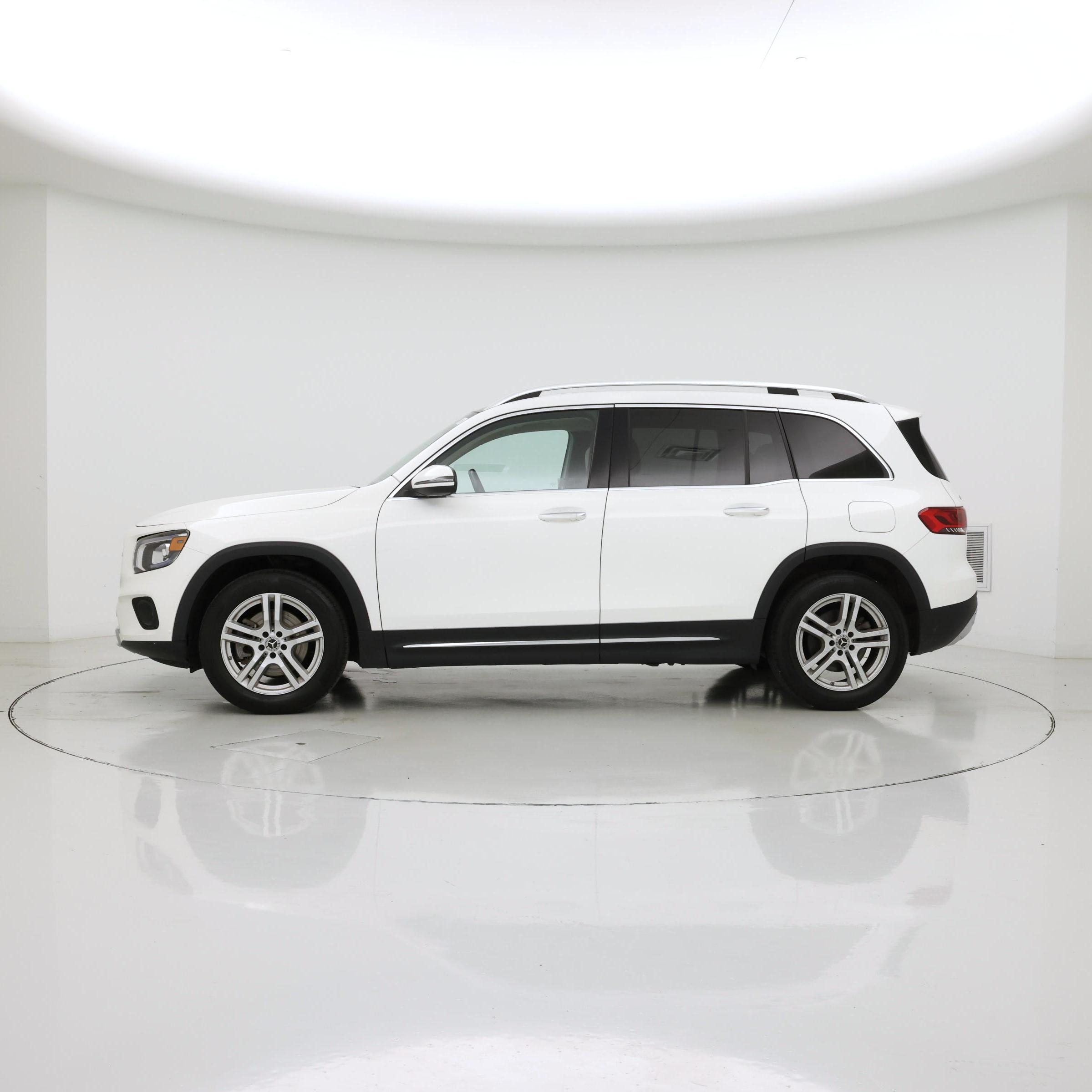 Thumbnail: 2023 Mercedes-Benz GLB - 3