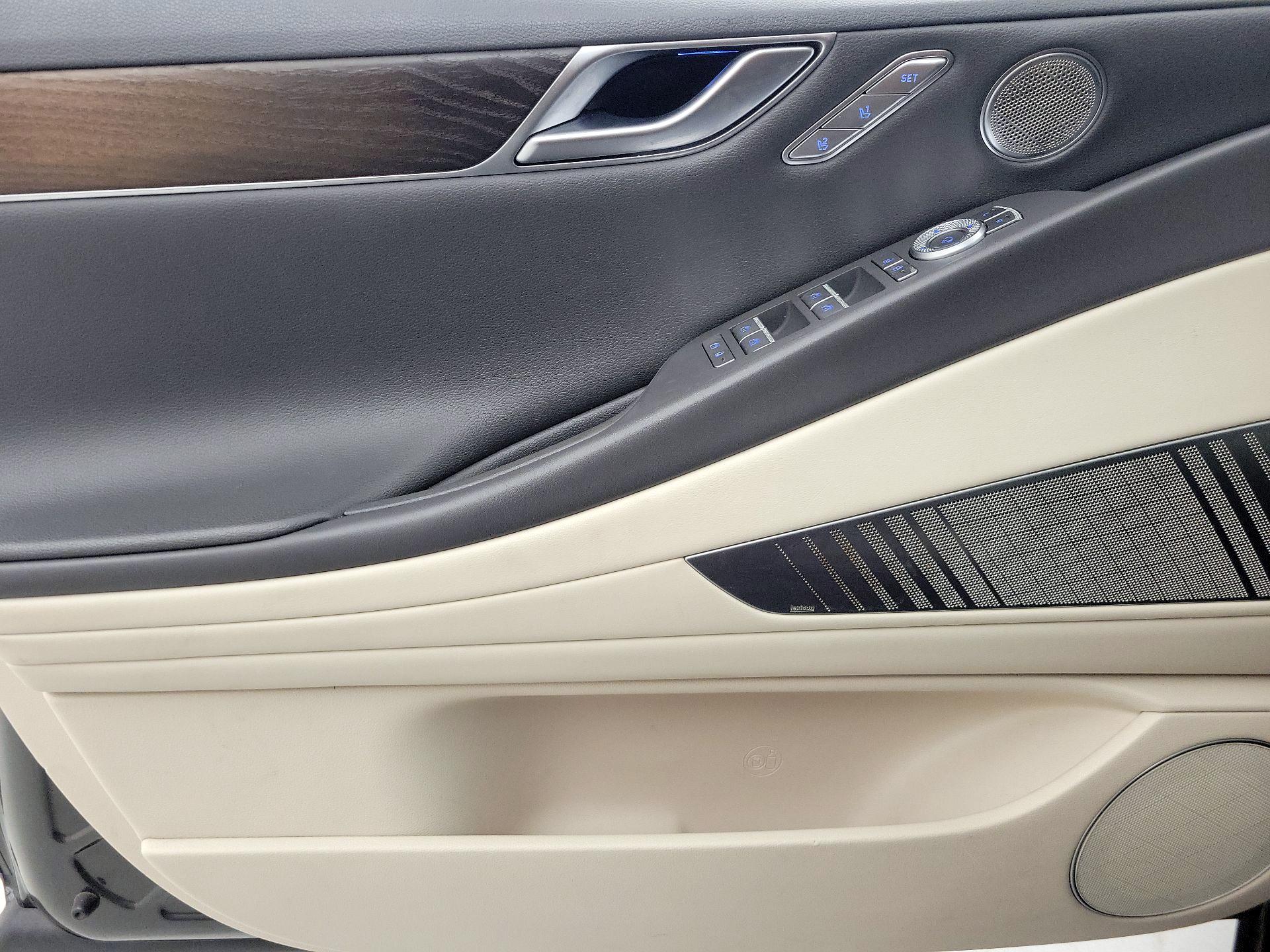 Thumbnail: 2024 Genesis G80 - 12