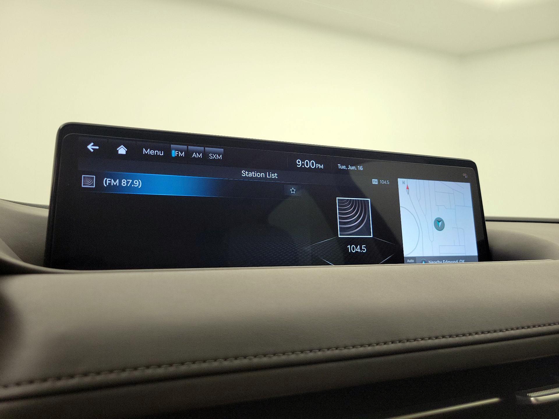 Thumbnail: 2024 Genesis G80 - 16