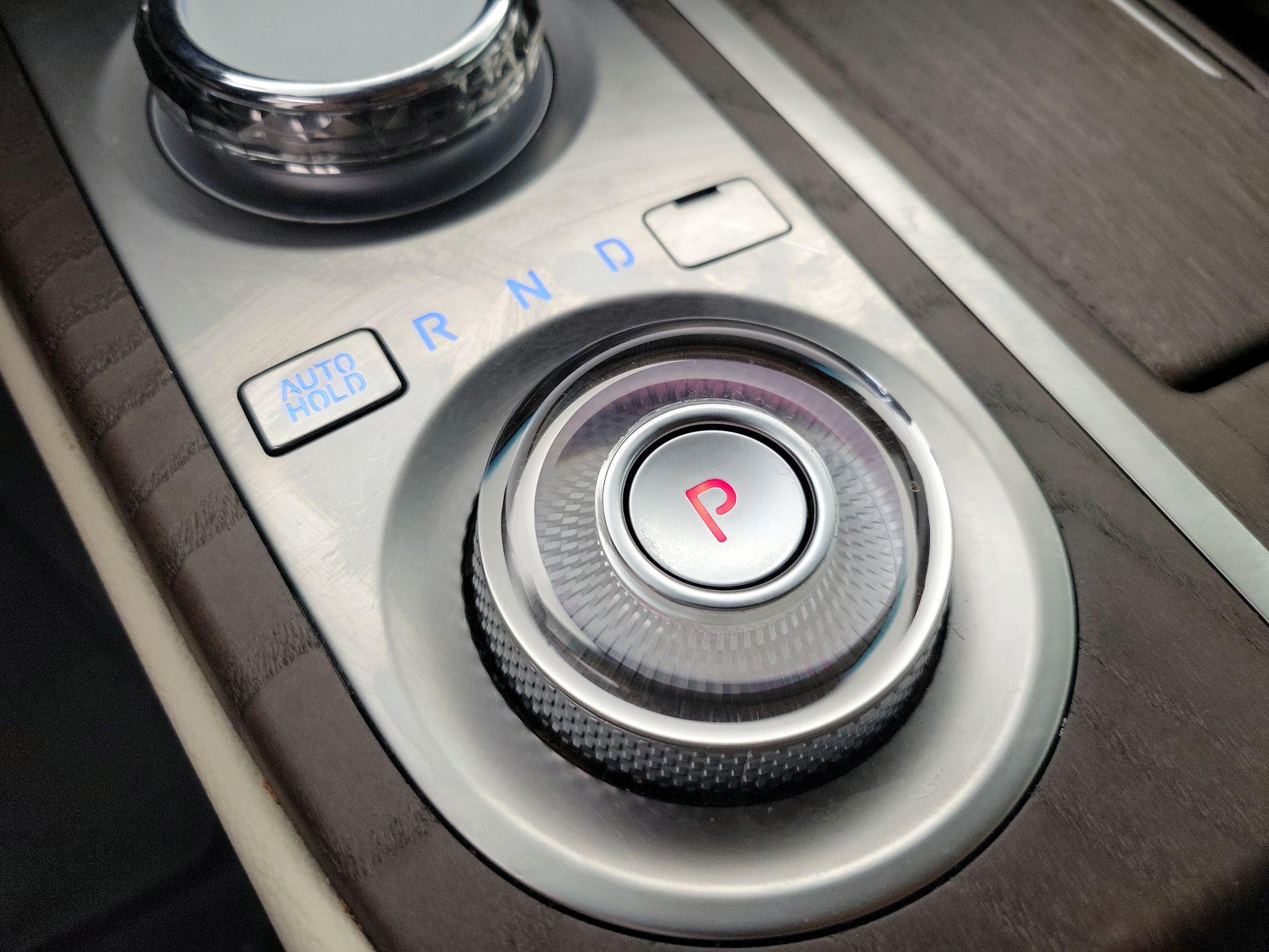 Thumbnail: 2024 Genesis G80 - 18