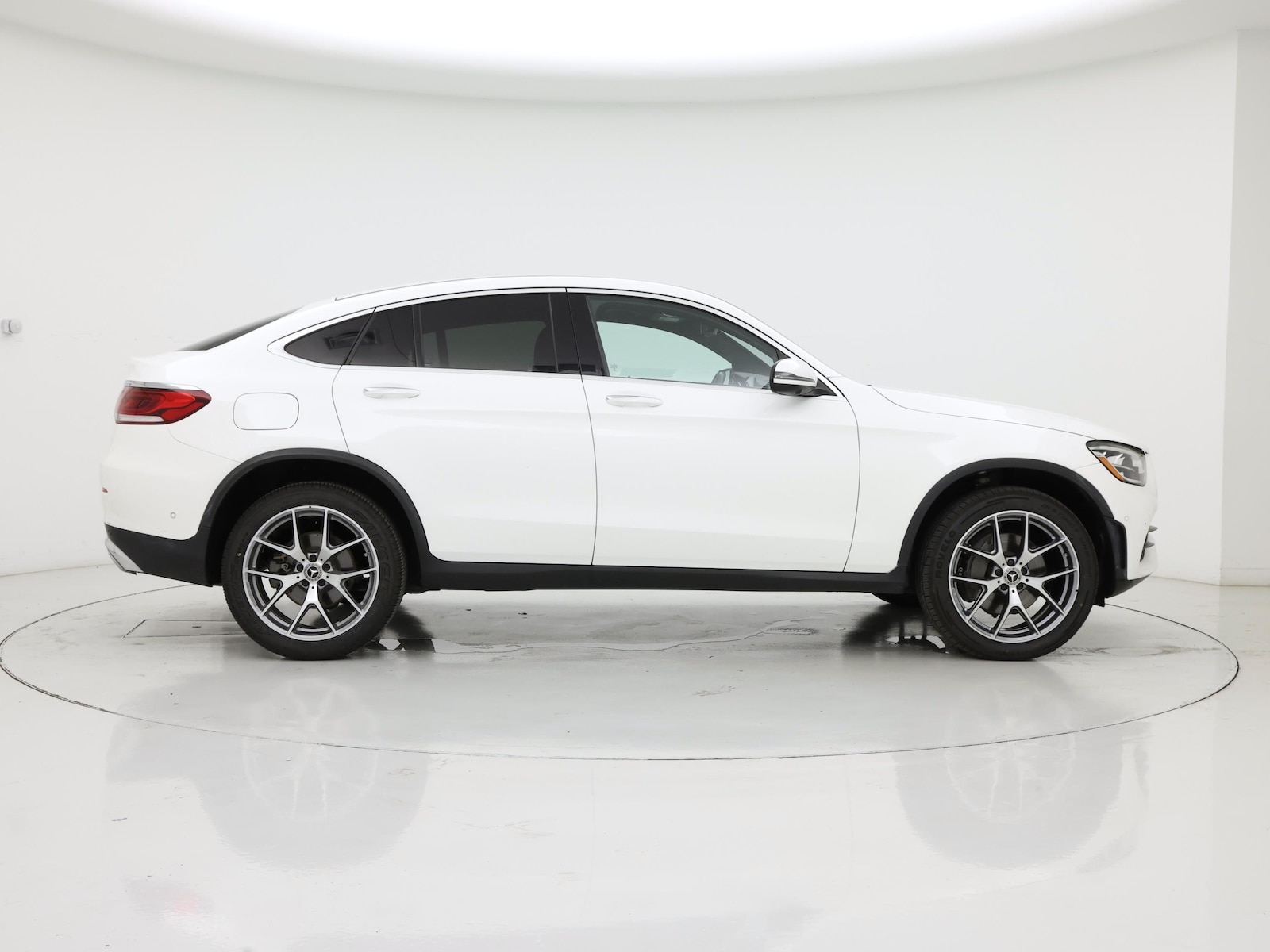 2021 Mercedes-Benz GLC Coupe GLC300 - Photo 8