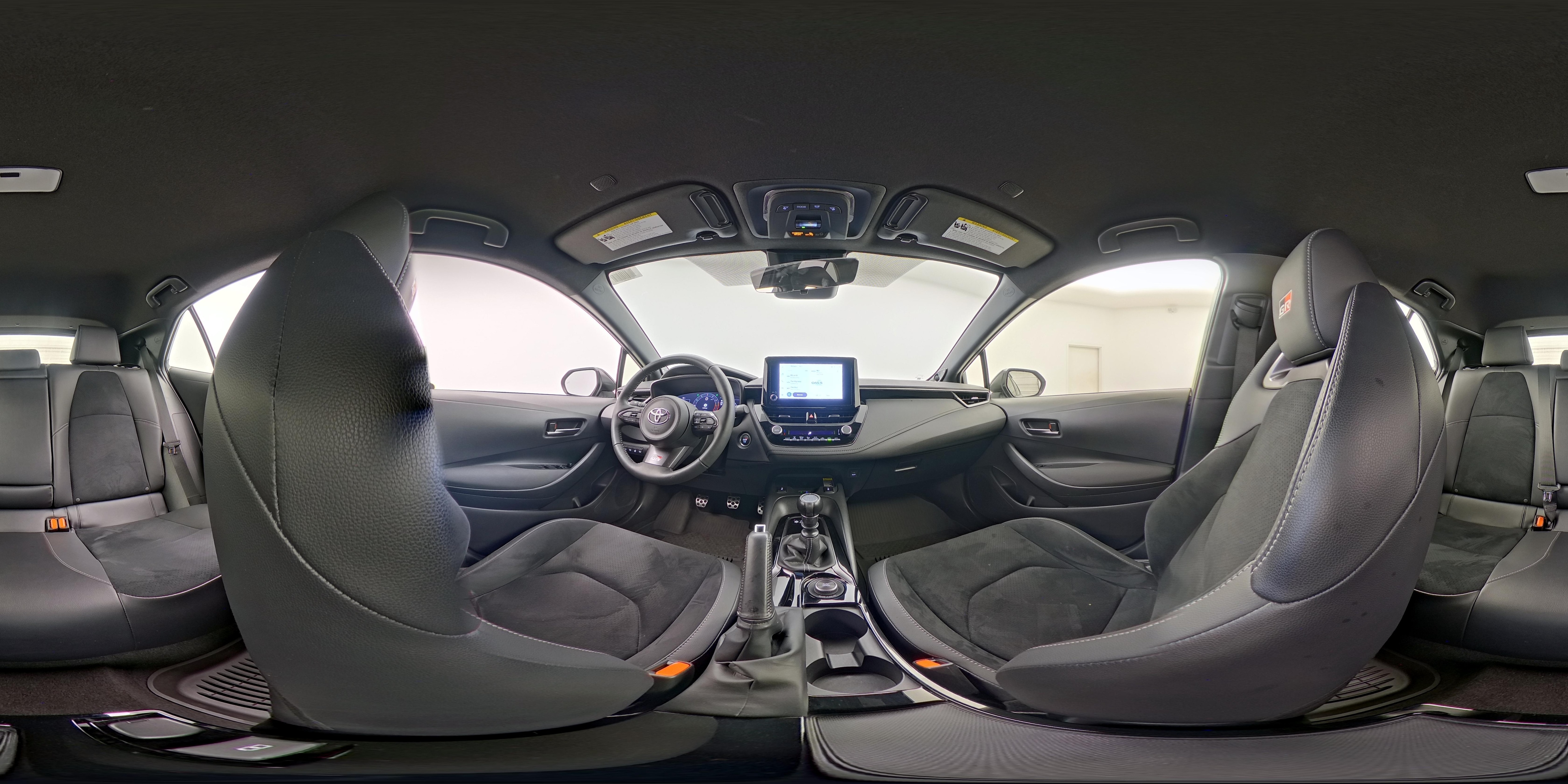 2024 Toyota GR Corolla Premium - Photo 24