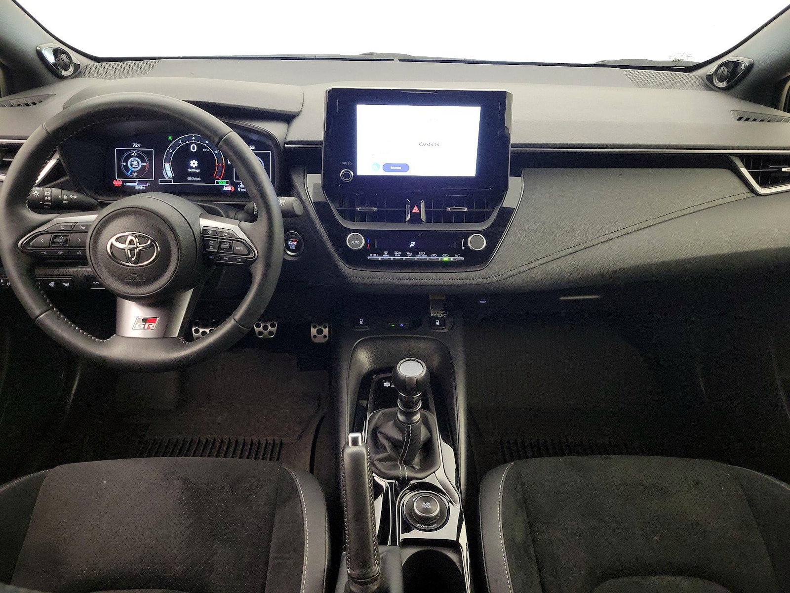 2024 Toyota GR Corolla Premium - Photo 10