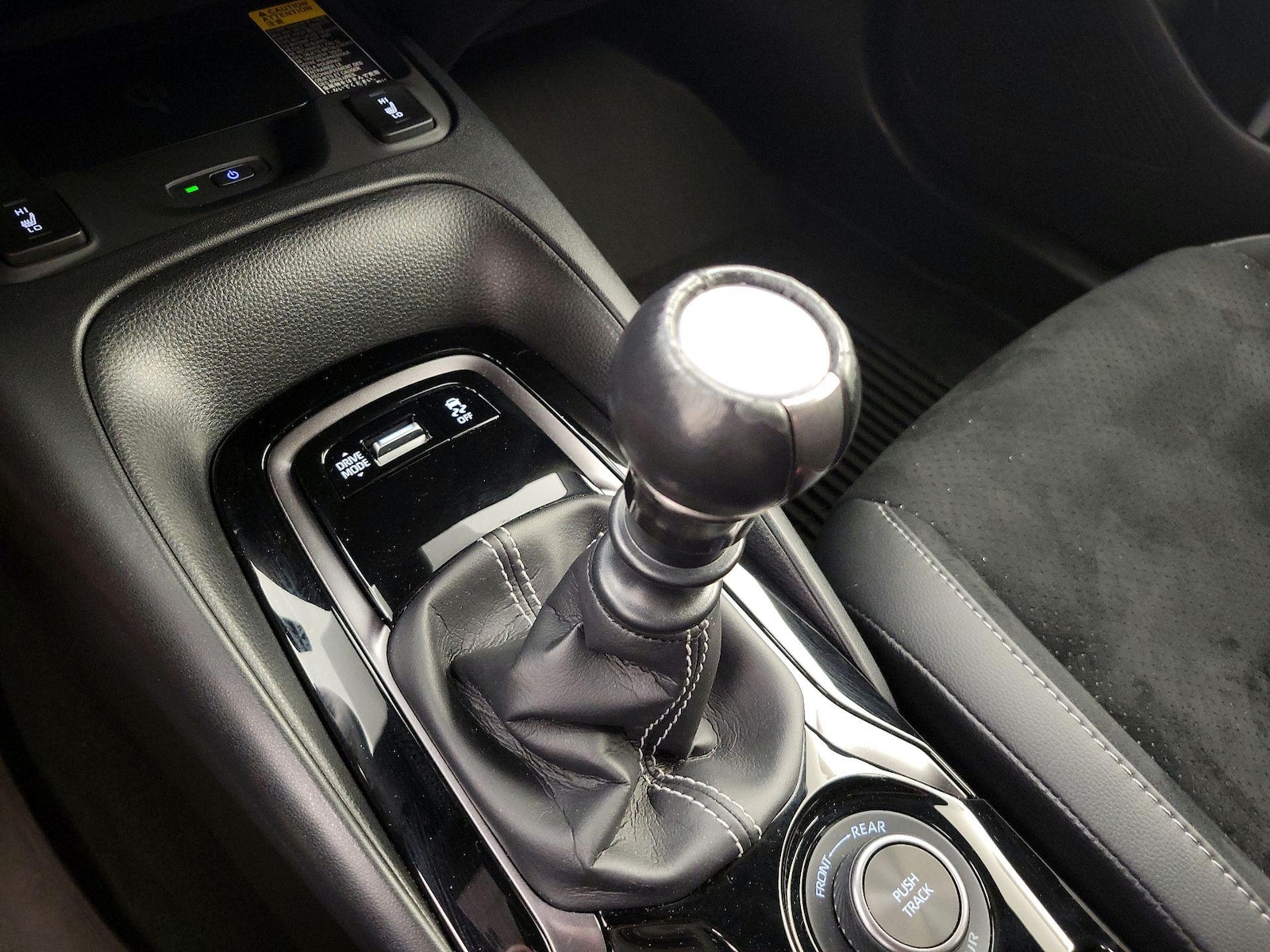 2024 Toyota GR Corolla Premium - Photo 18