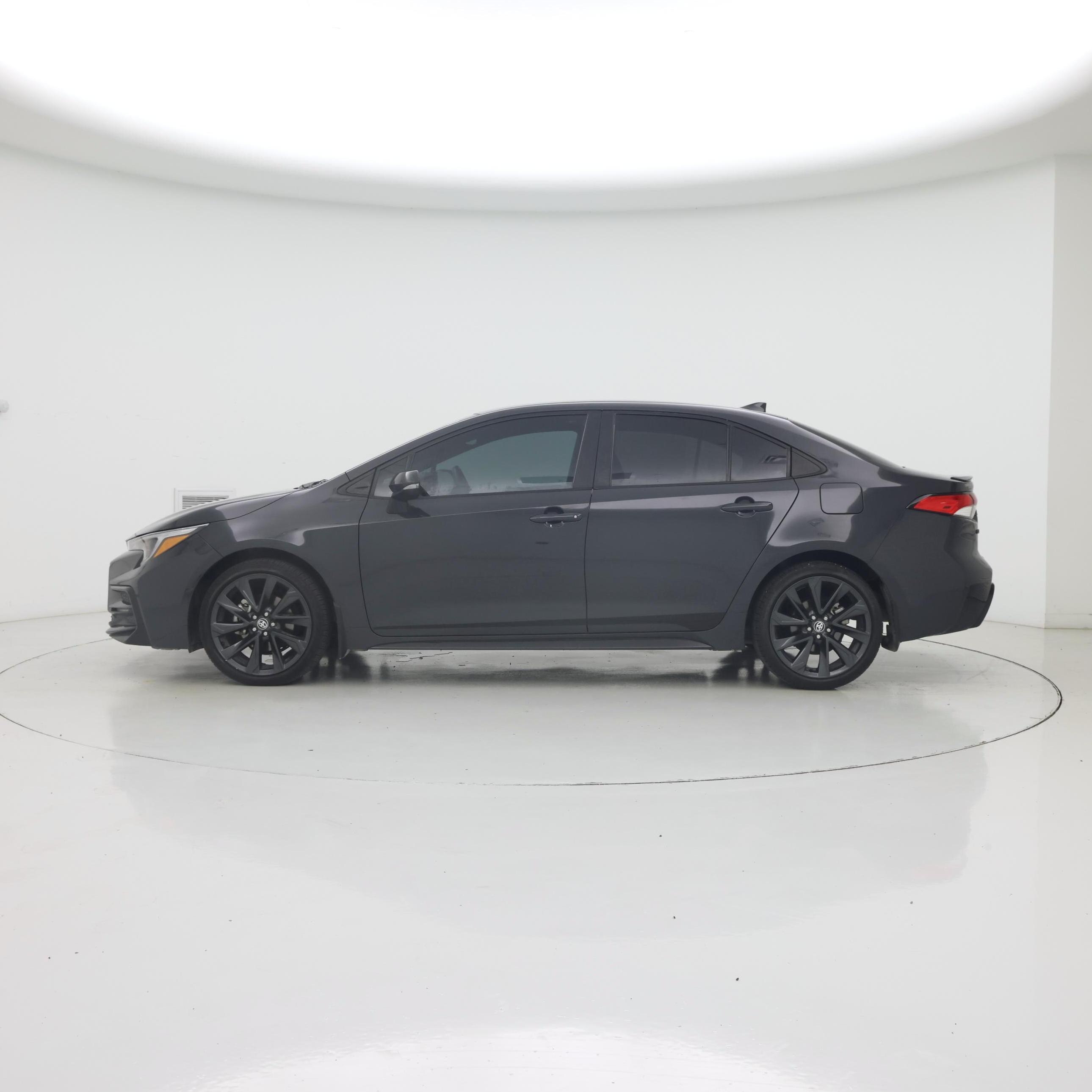 Thumbnail: 2024 Toyota Corolla - 3
