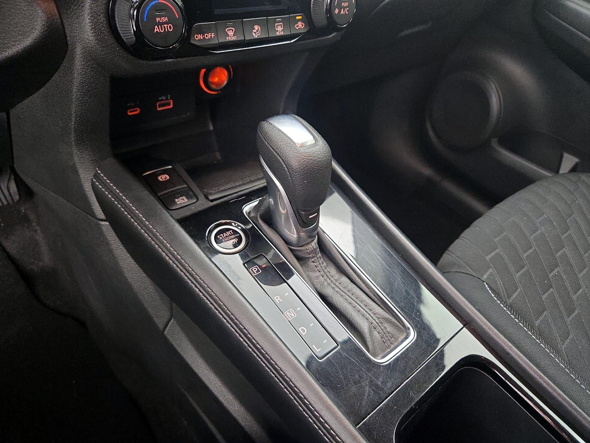 Thumbnail: 2021 Nissan Kicks - 16