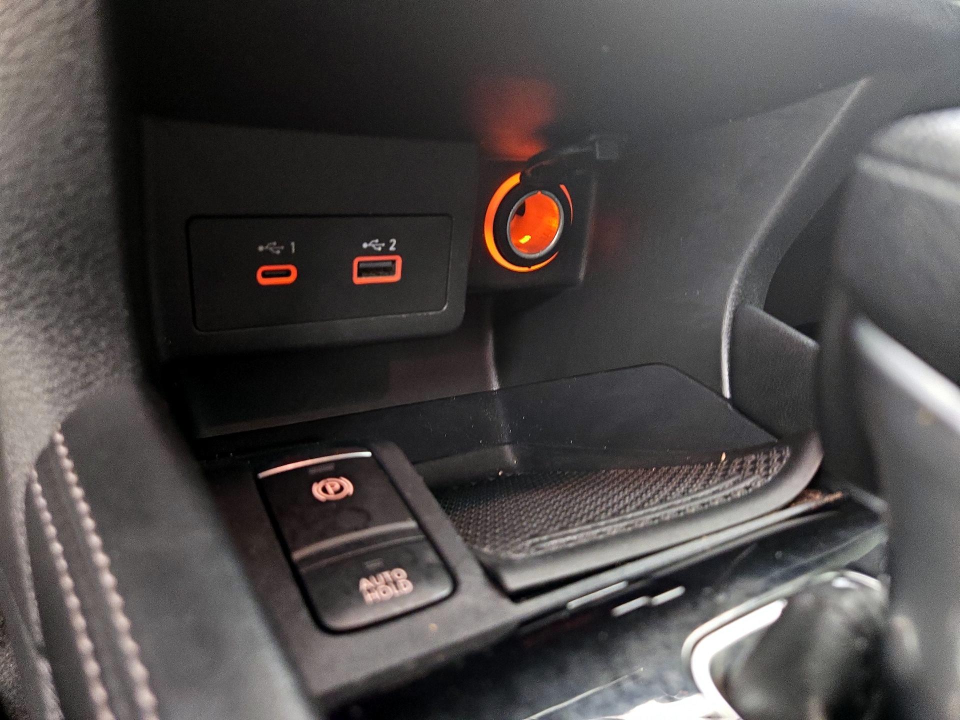 Thumbnail: 2021 Nissan Kicks - 17