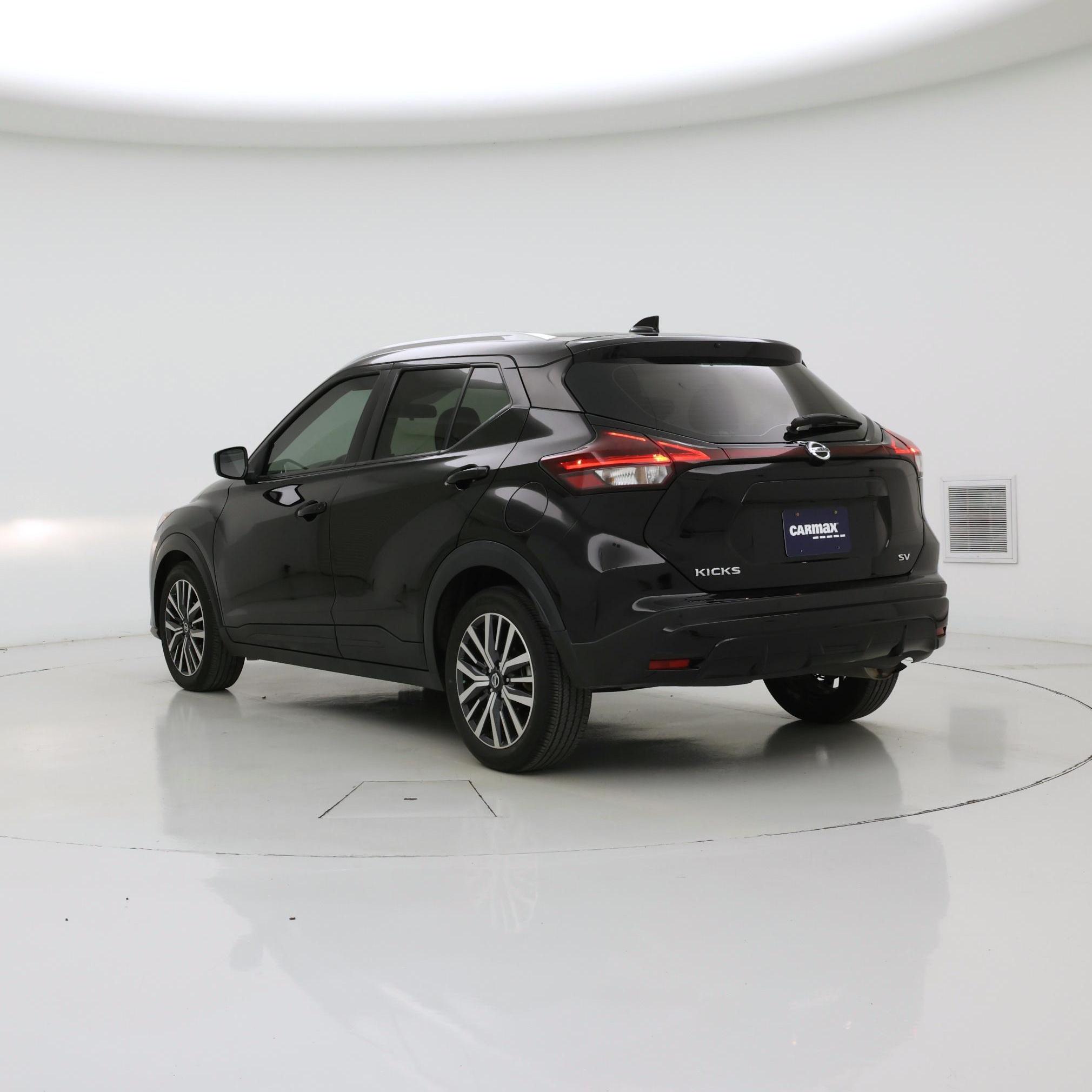 Thumbnail: 2021 Nissan Kicks - 2