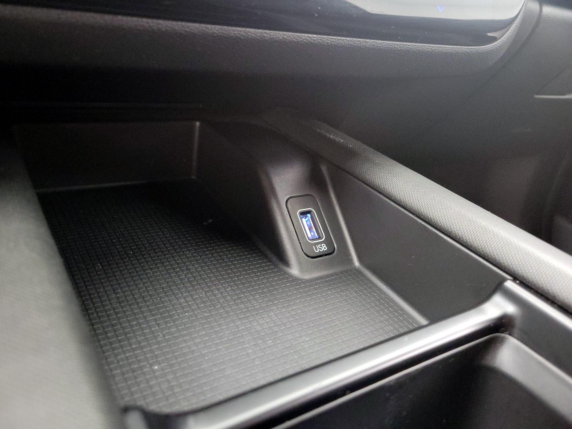 Thumbnail: 2024 Hyundai Ioniq 6 - 19