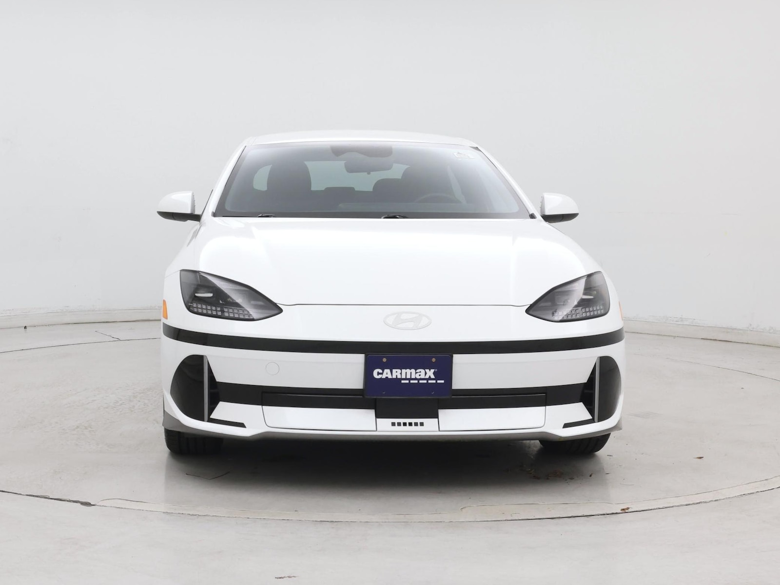 2024 Hyundai IONIQ 6 SE - Photo 6