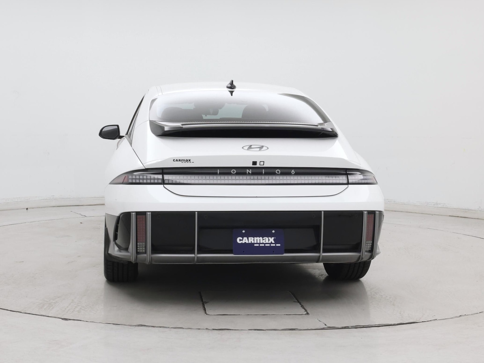 2024 Hyundai IONIQ 6 SE - Photo 7