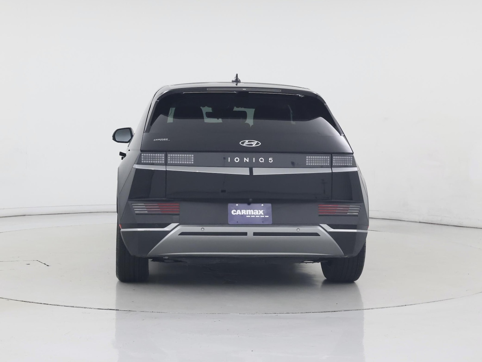 2024 Hyundai IONIQ 5 SE - Photo 7