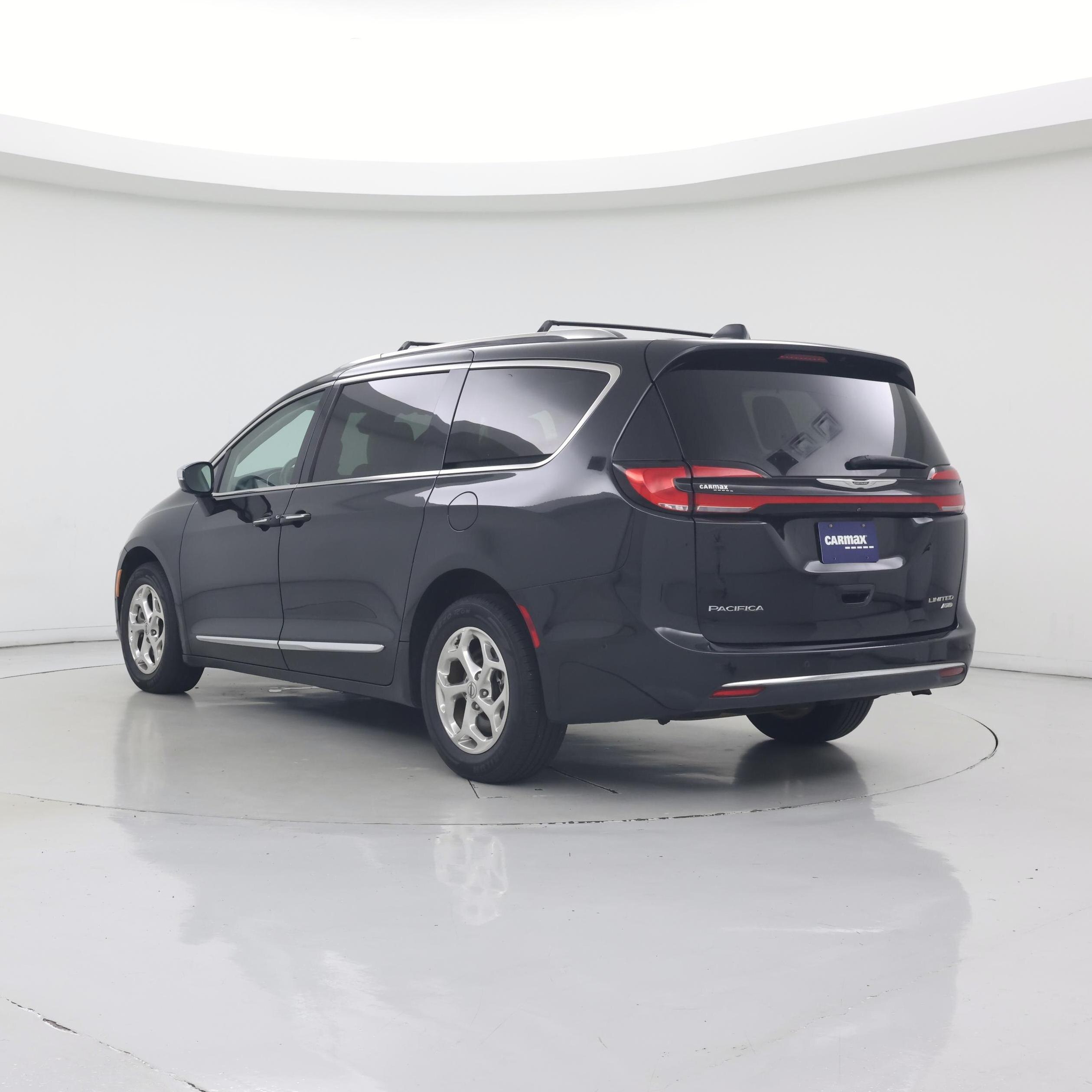 Thumbnail: 2021 Chrysler Pacifica - 2