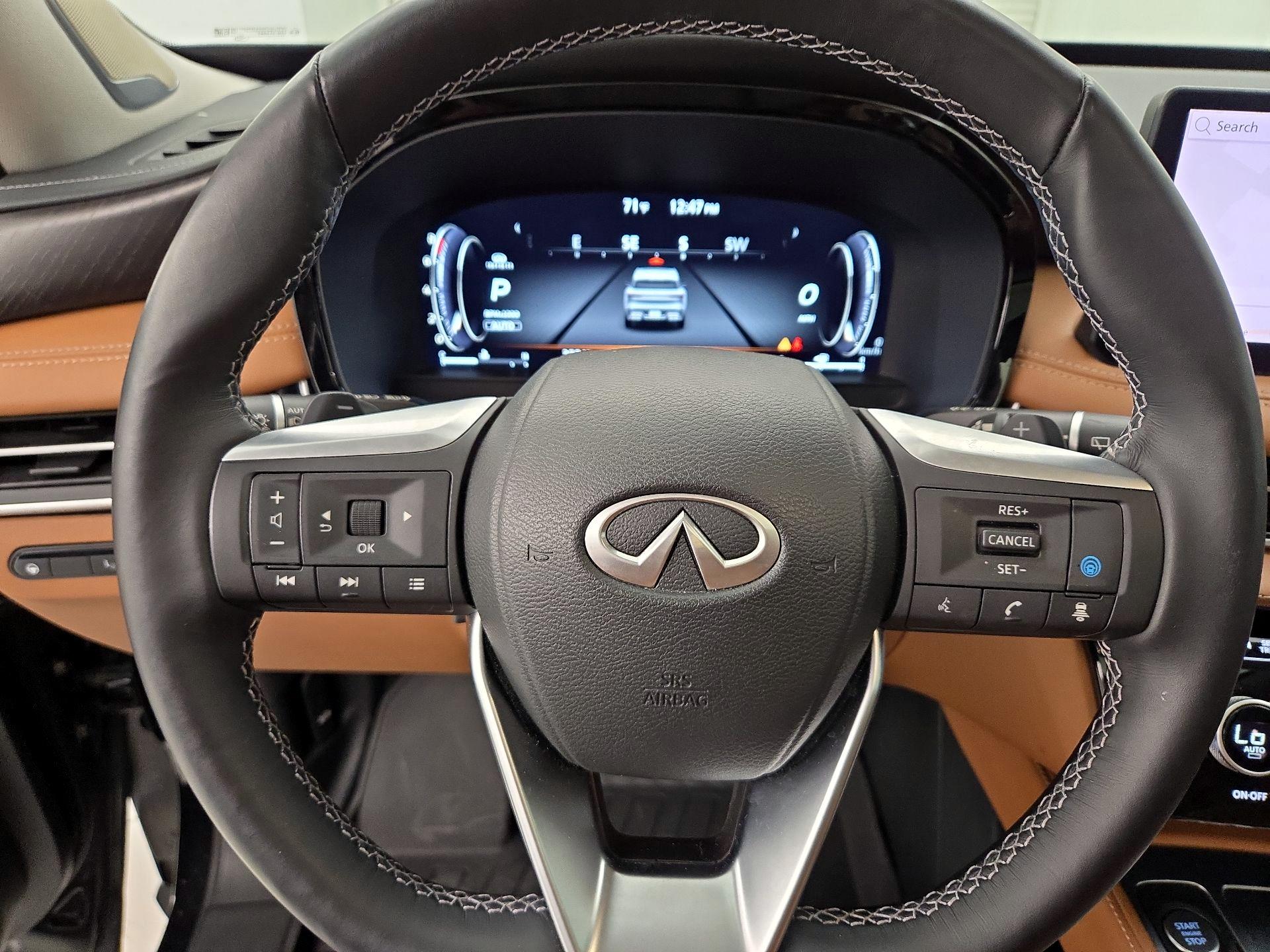 Thumbnail: 2023 INFINITI QX60 - 10