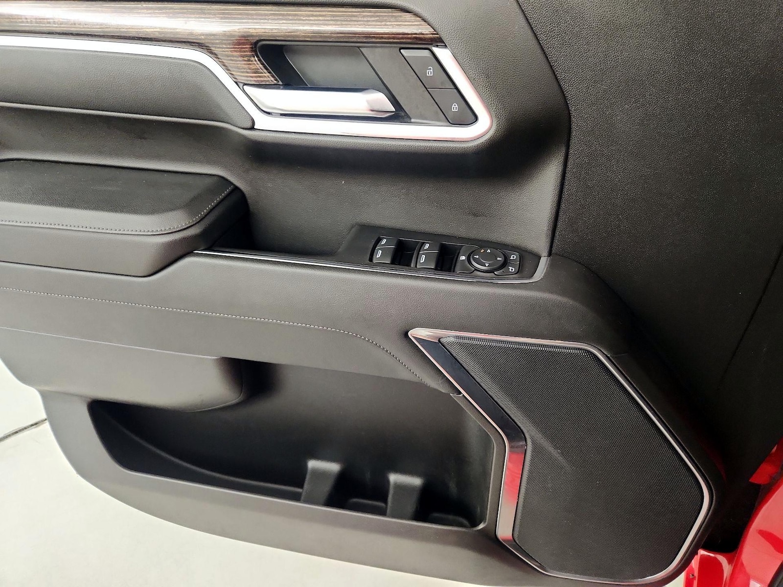 2024 GMC Sierra 1500 Elevation - Photo 13