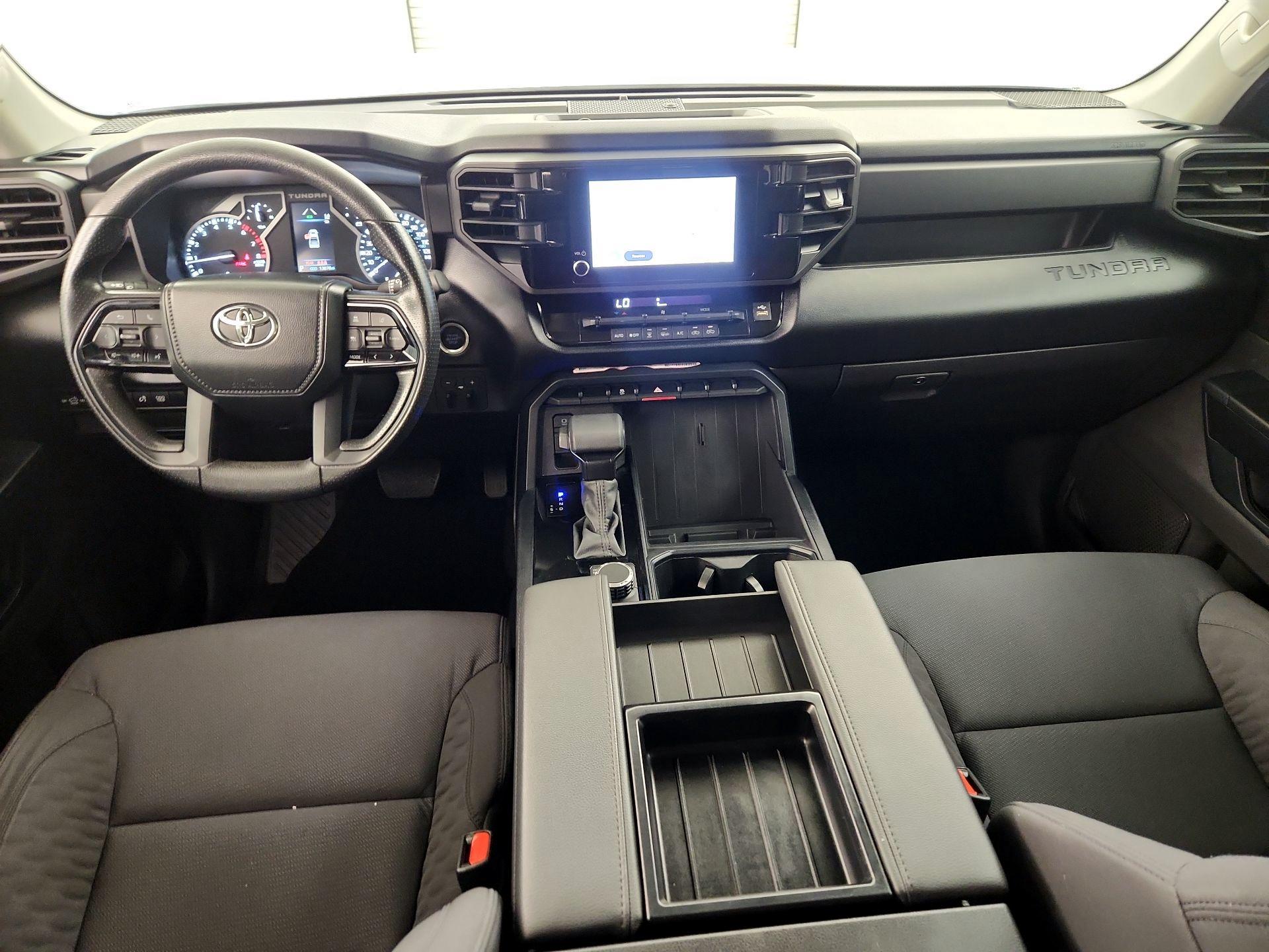Thumbnail: 2024 Toyota Tundra - 9
