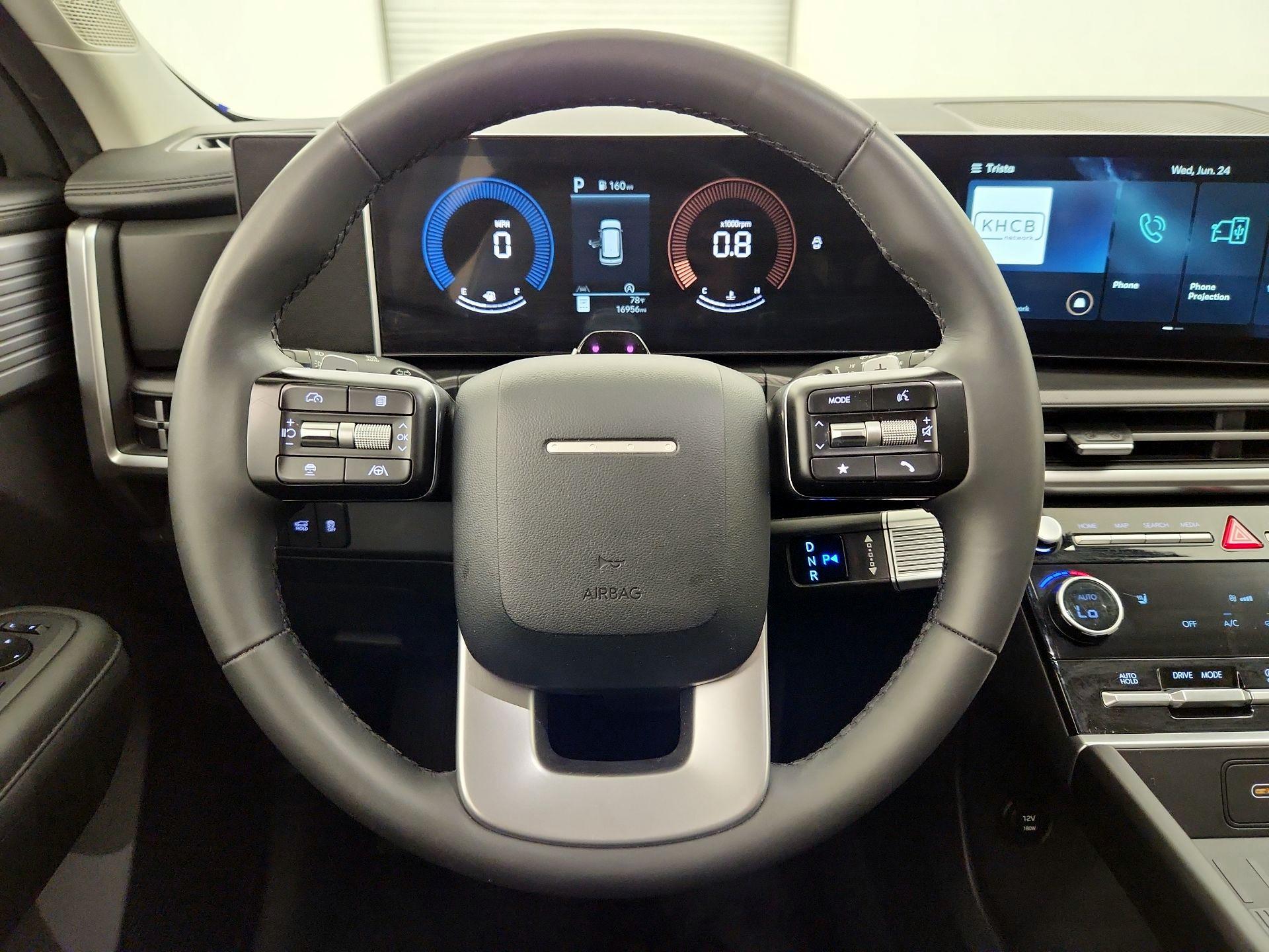 Thumbnail: 2025 Hyundai Santa Fe - 10