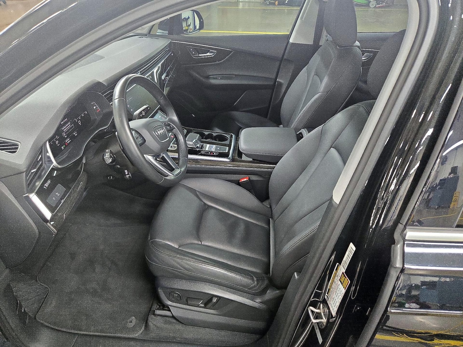 2022 Audi Q7 Premium Plus - Photo 12