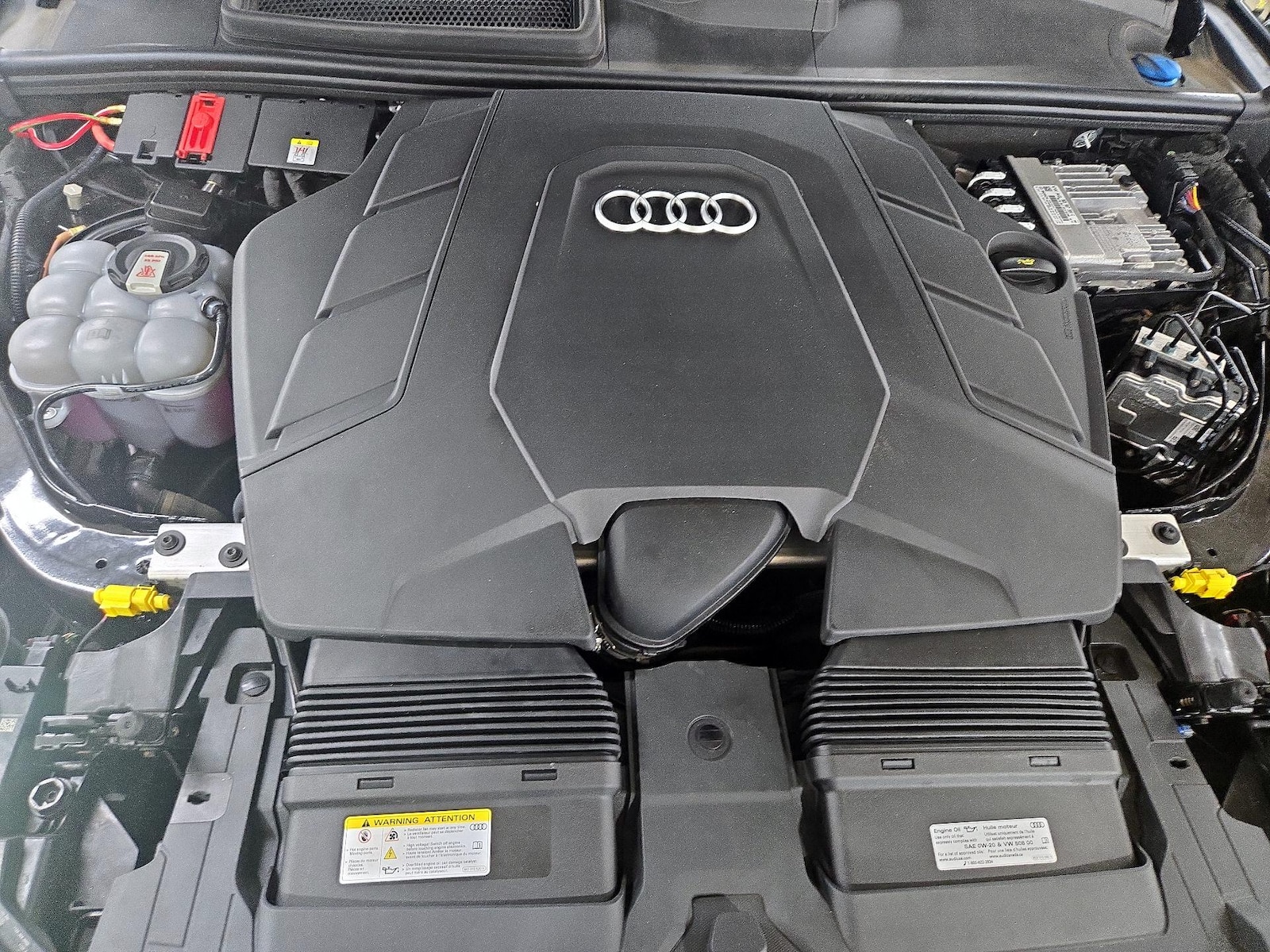 2022 Audi Q7 Premium Plus - Photo 25