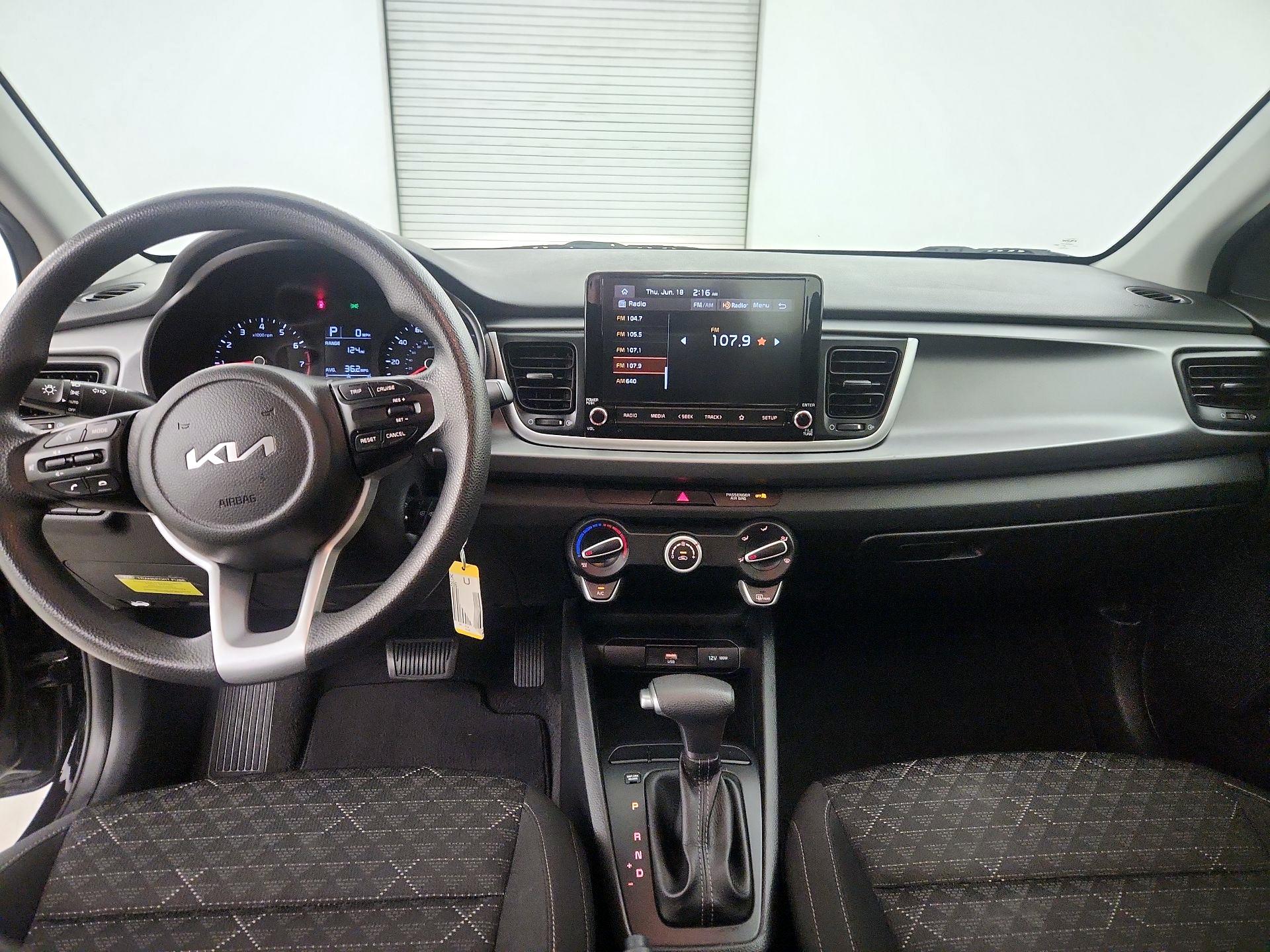 Thumbnail: 2022 Kia Rio5 - 9