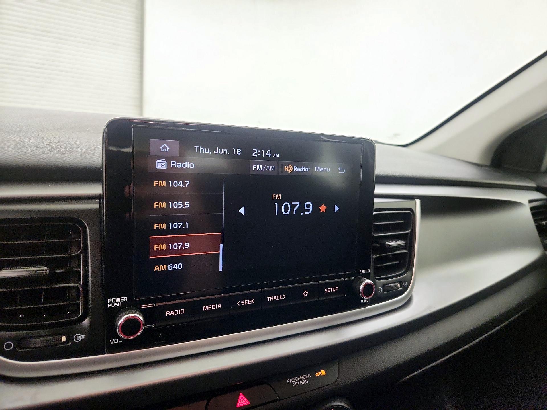 Thumbnail: 2022 Kia Rio5 - 15