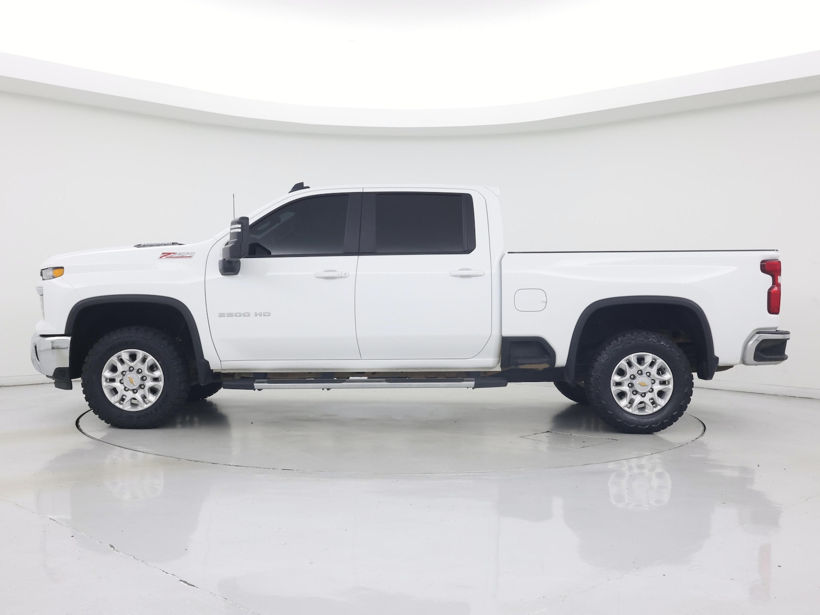 2025 Chevrolet Silverado 2500HD LT - Photo 4